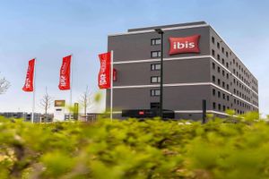 Alojamiento - ibis Duesseldorf Airport