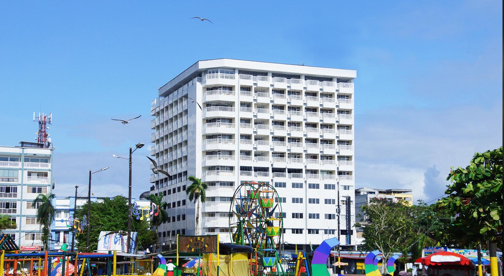 Vista Exterior Torre Mar