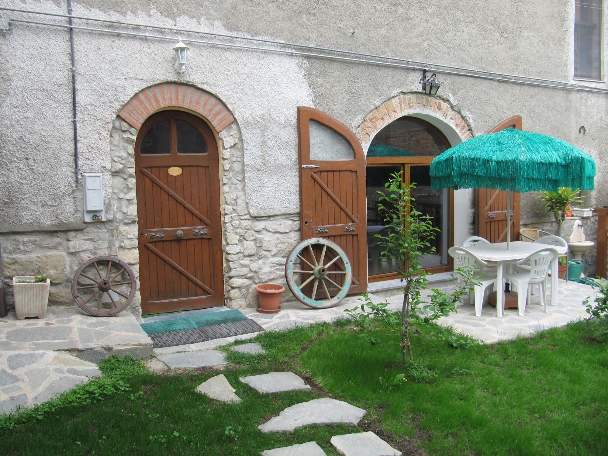 Varios La Casa dei Mimirs