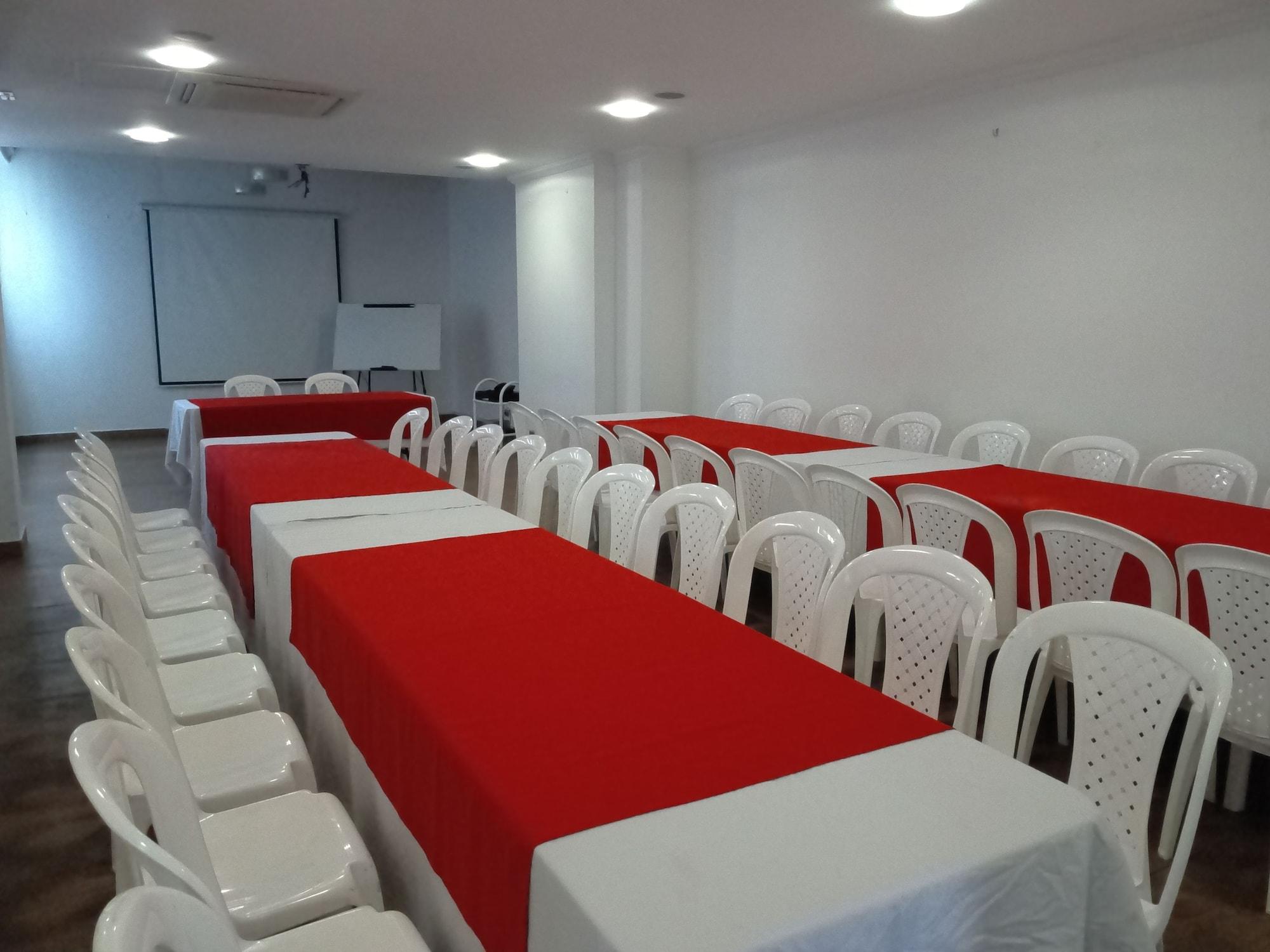 Salón de Baile Hotel Calasanz Real