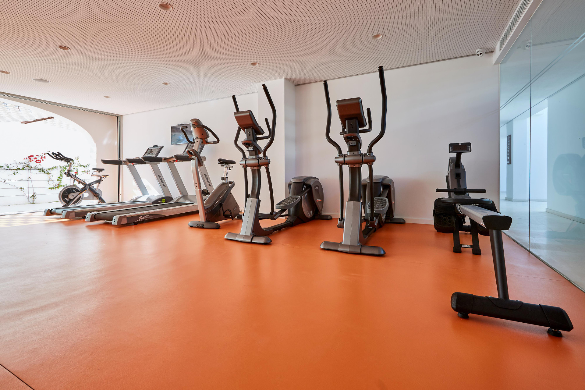 Gimnasio Ebano Hotel Apartments & Spa