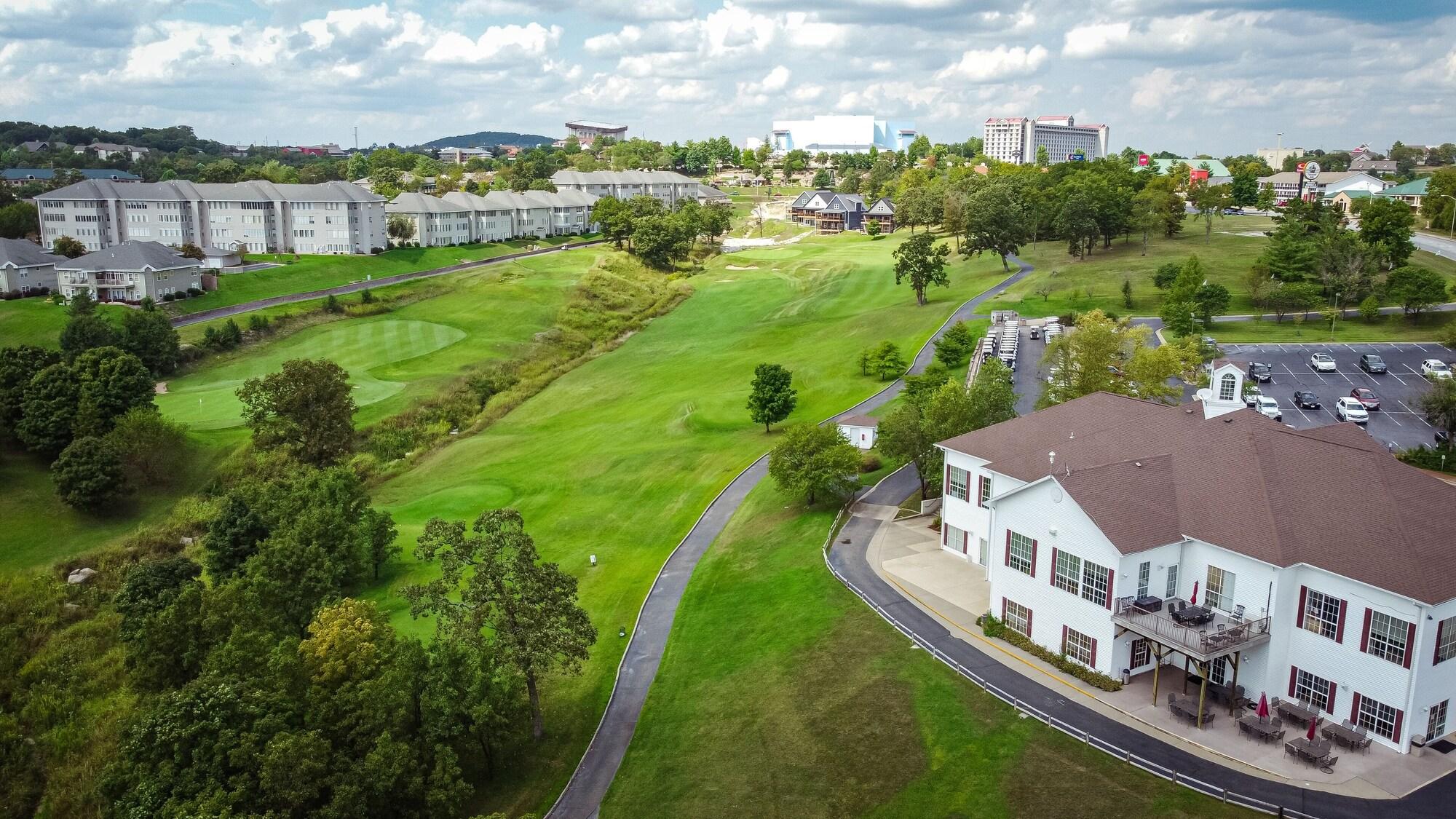 Campo de Golf Thousand Hills Resort Hotel