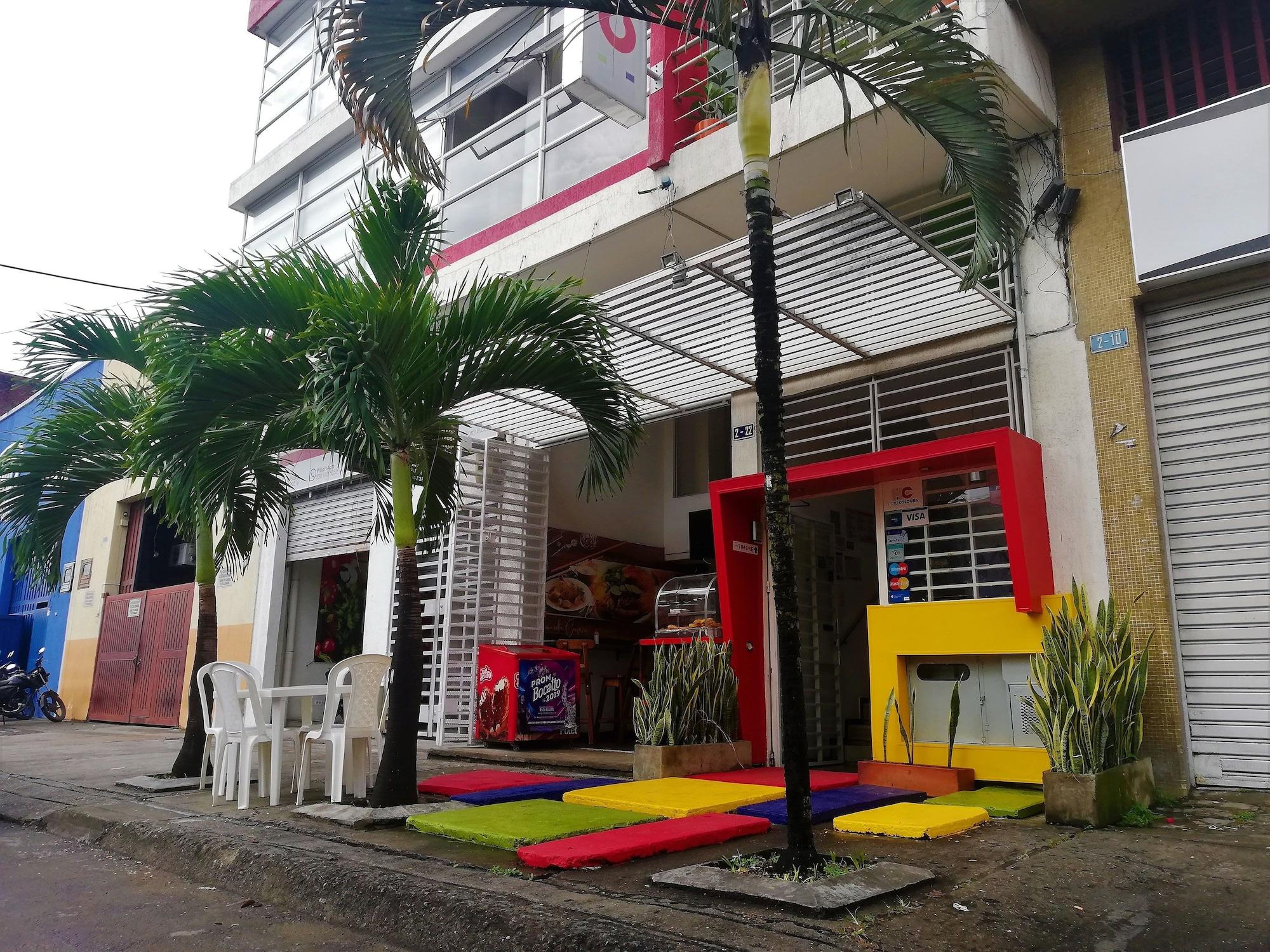 Vista Exterior ECONOTEL COLOURS Cali
