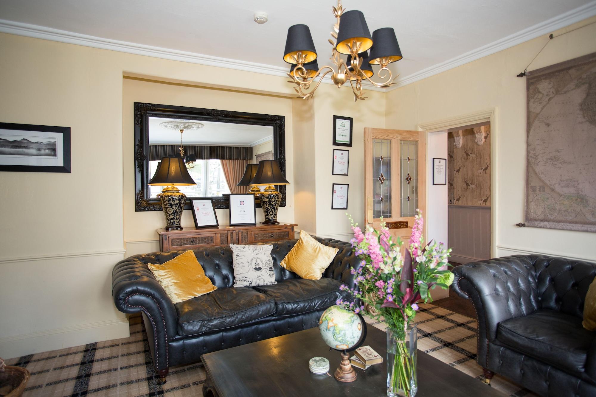 Vista Lobby Holly Lodge Guest House