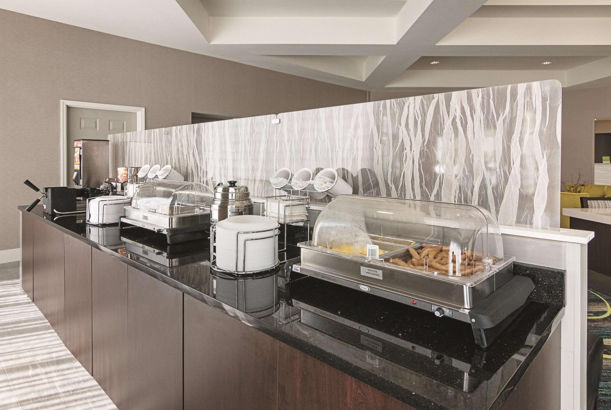 Restaurant La Quinta Inn & Suites by Wyndham Orlando UCF