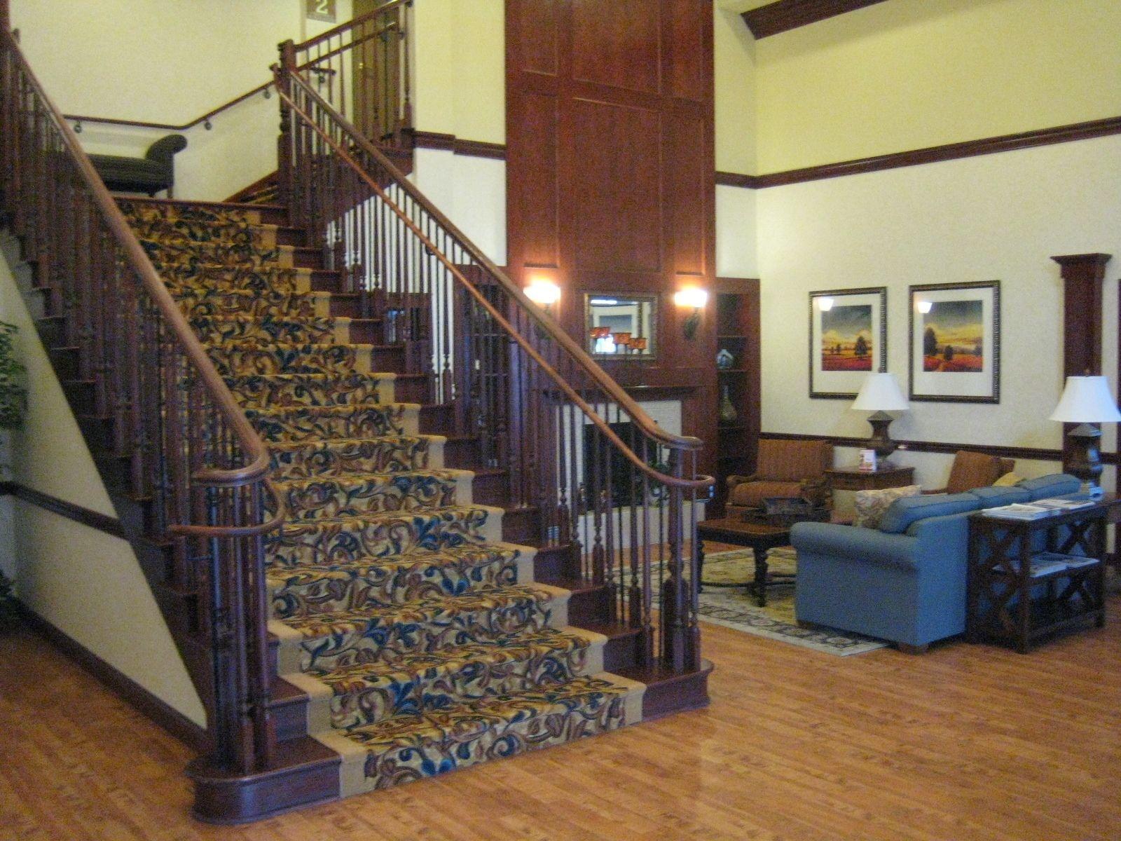 Vista Lobby Spark by Hilton California Lexington Park