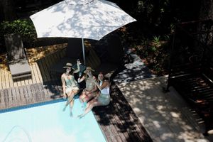 Alojamiento - 5 Seasons Guesthouse