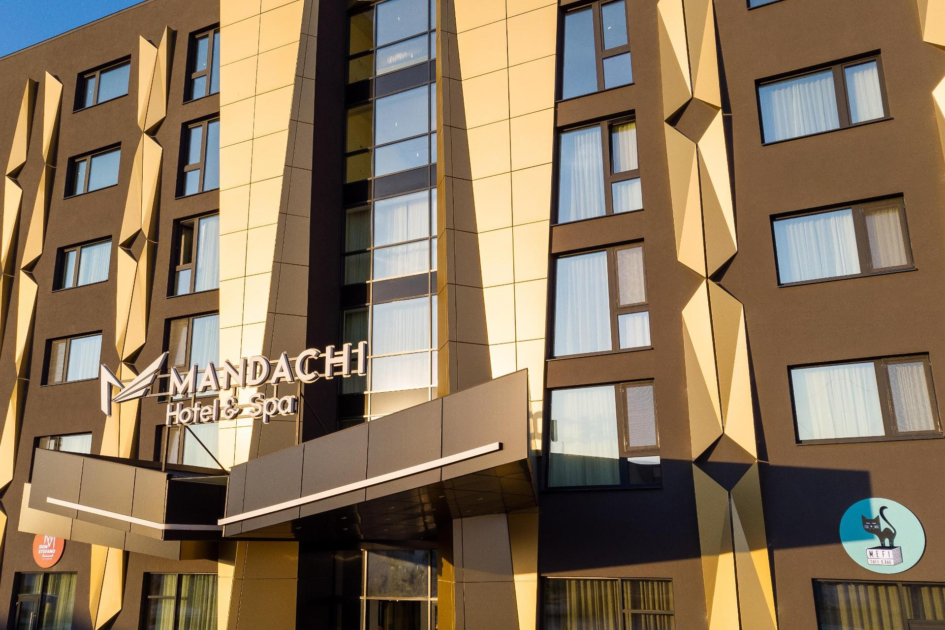Vista Exterior Mandachi Hotel & SPA