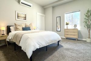 Alquiler Vacacional - Condo in Quiet Neighborhood, Close to Everything!