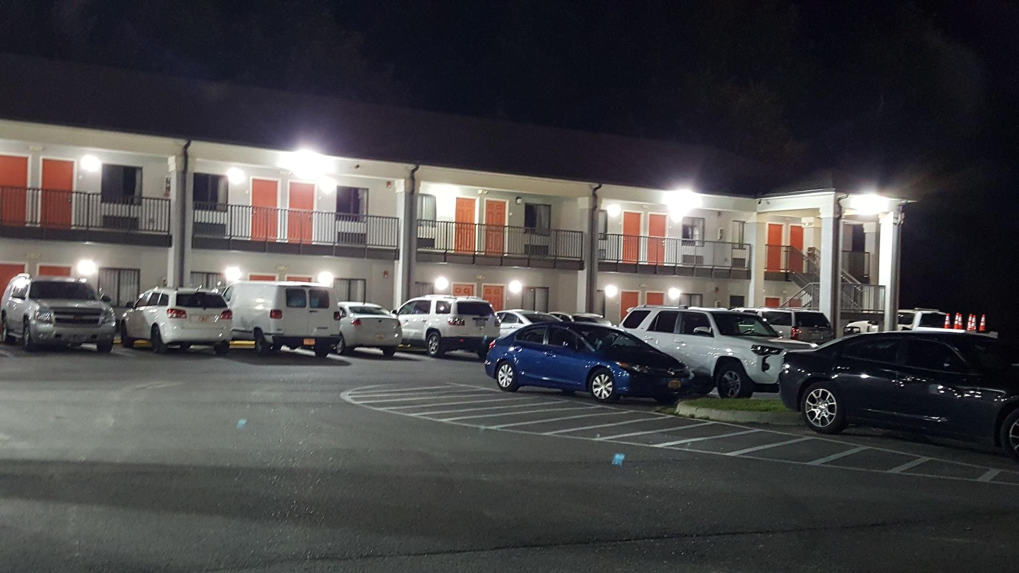 Vista Exterior Econo Lodge Forrest City I-40