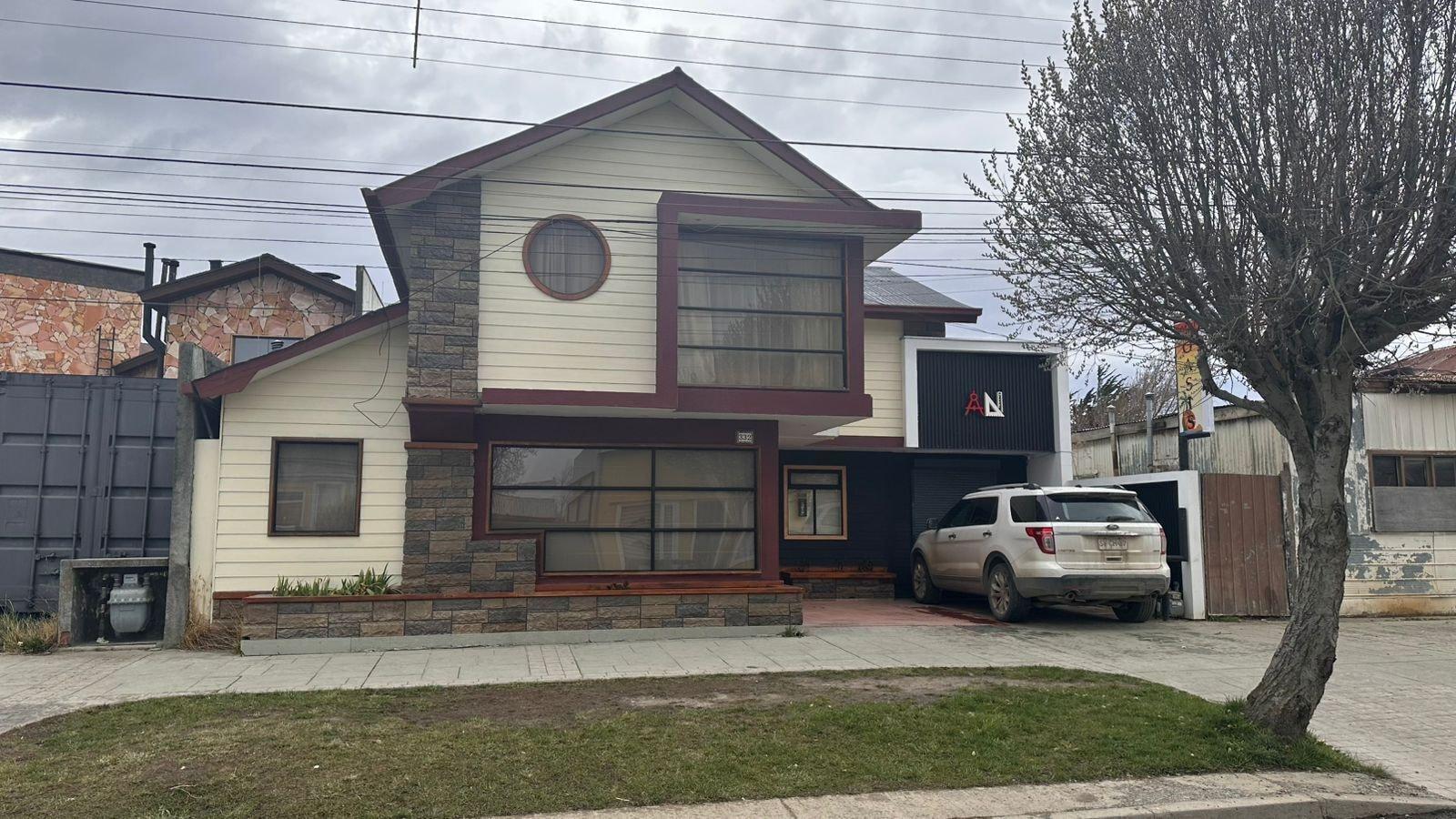 Vista da fachada Hostal Oasis