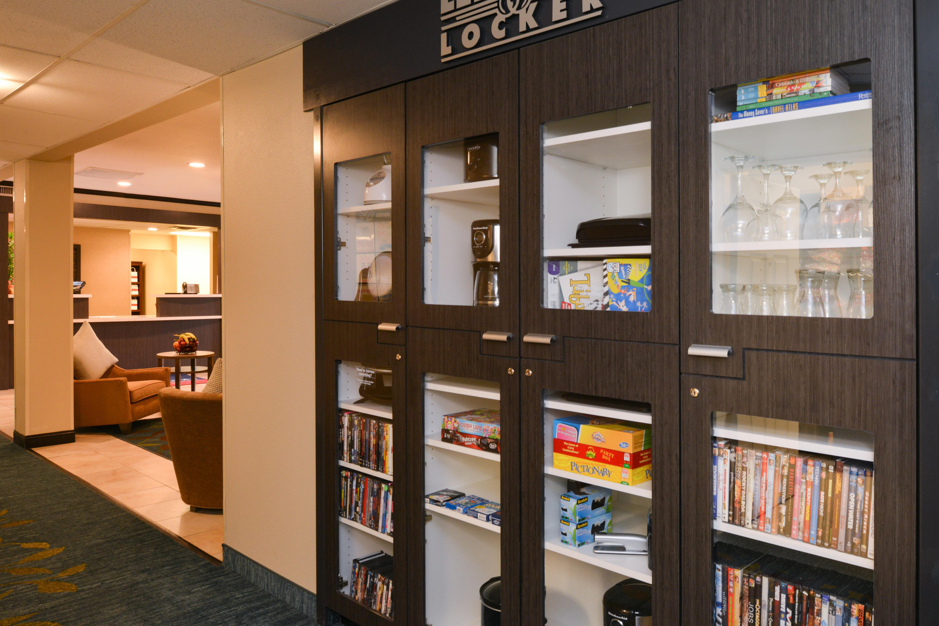 Vista Lobby Candlewood Suites Boise - Towne Square by IHG