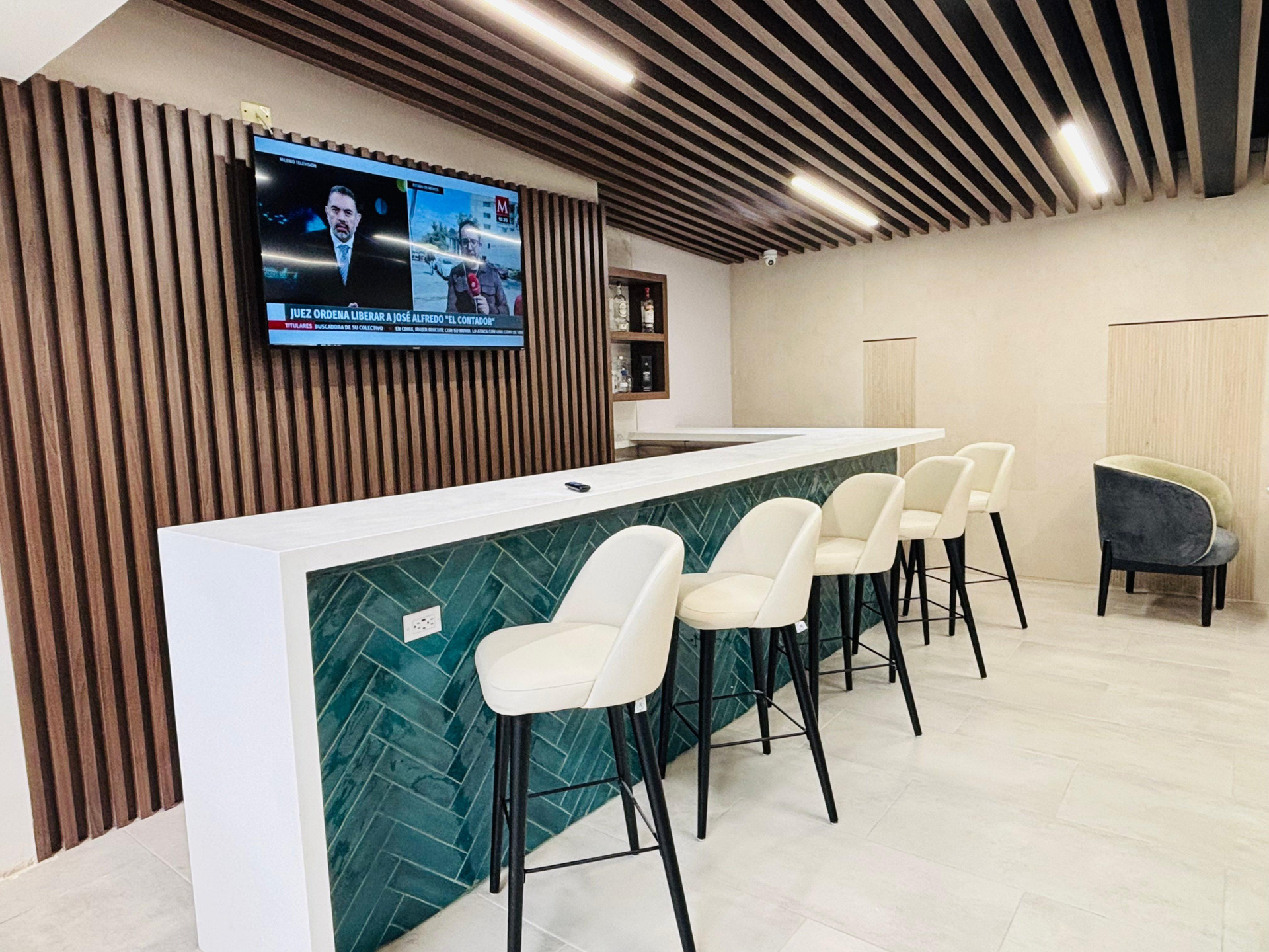 Bar/Salón Holiday Inn & Suites Chihuahua Expo