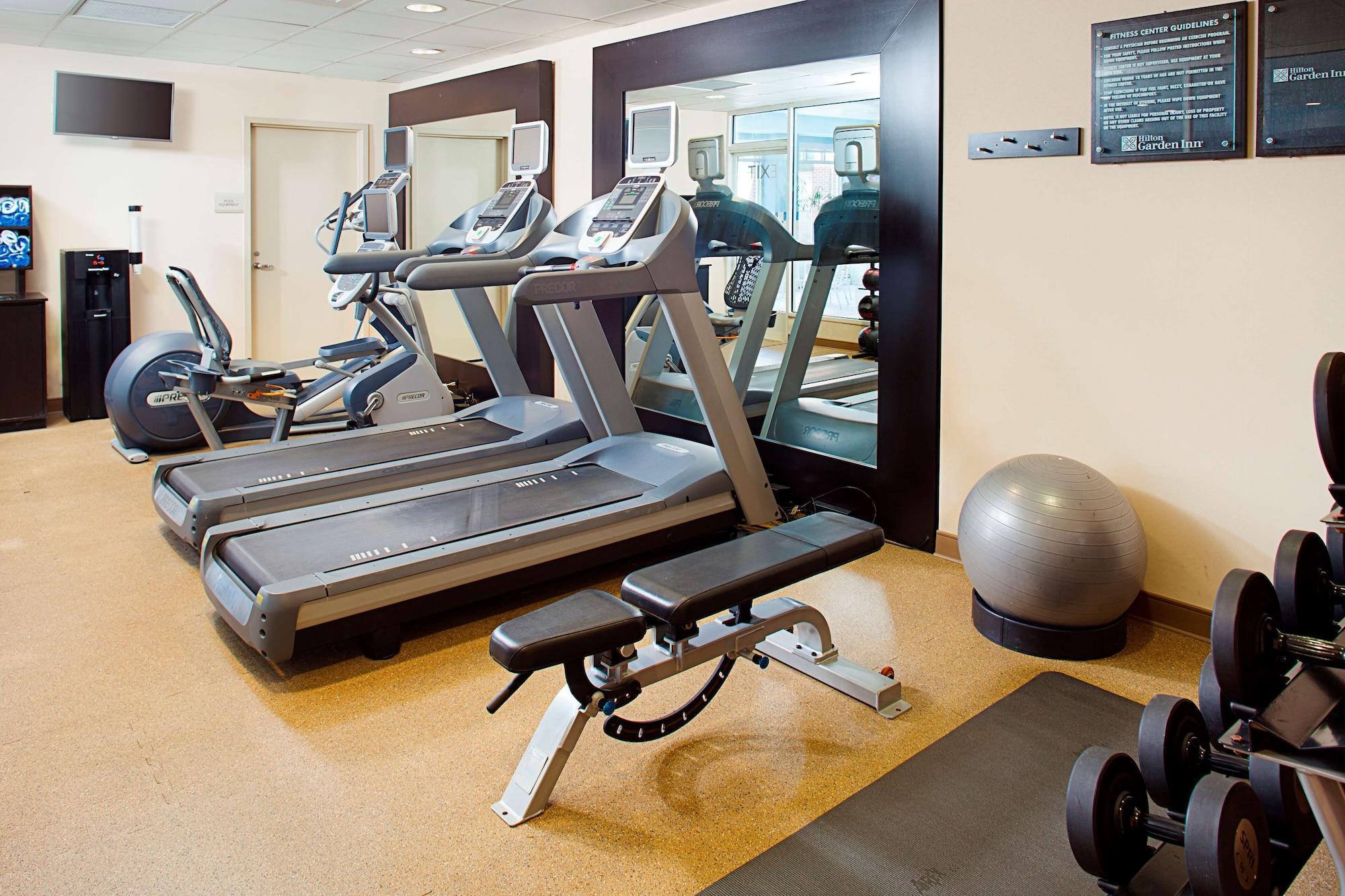 Gimnasio Hilton Garden Inn Hartford North/Bradley Int'l Airport