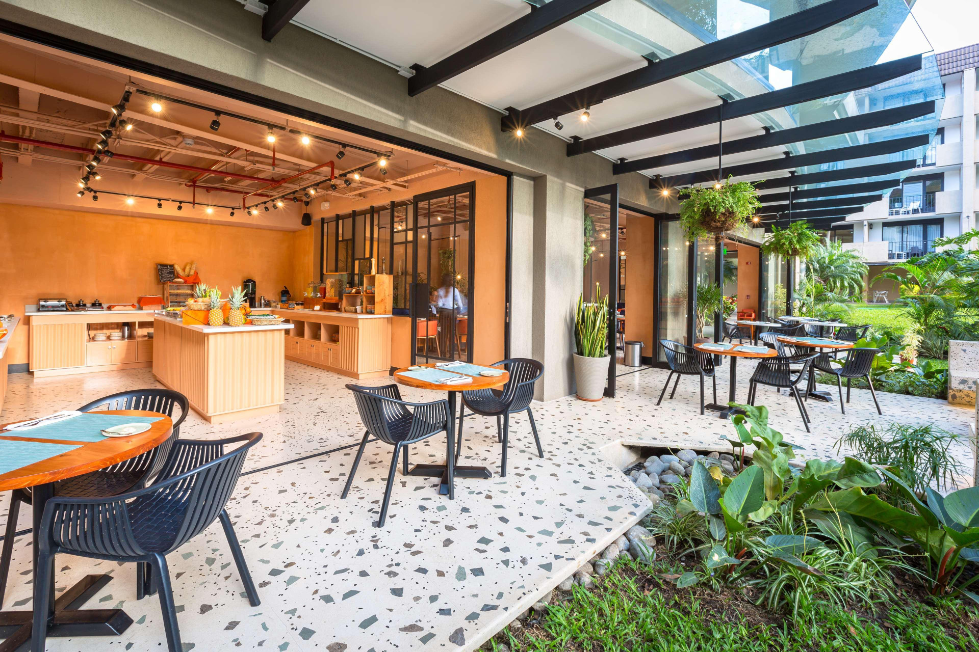 Restaurant Best Western Plus Como Park Hotel
