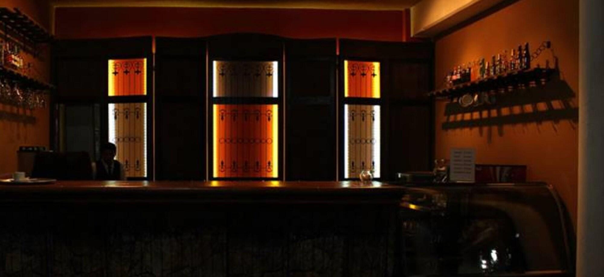Bar/Salón Hotel Alcazar De Doña Victoria