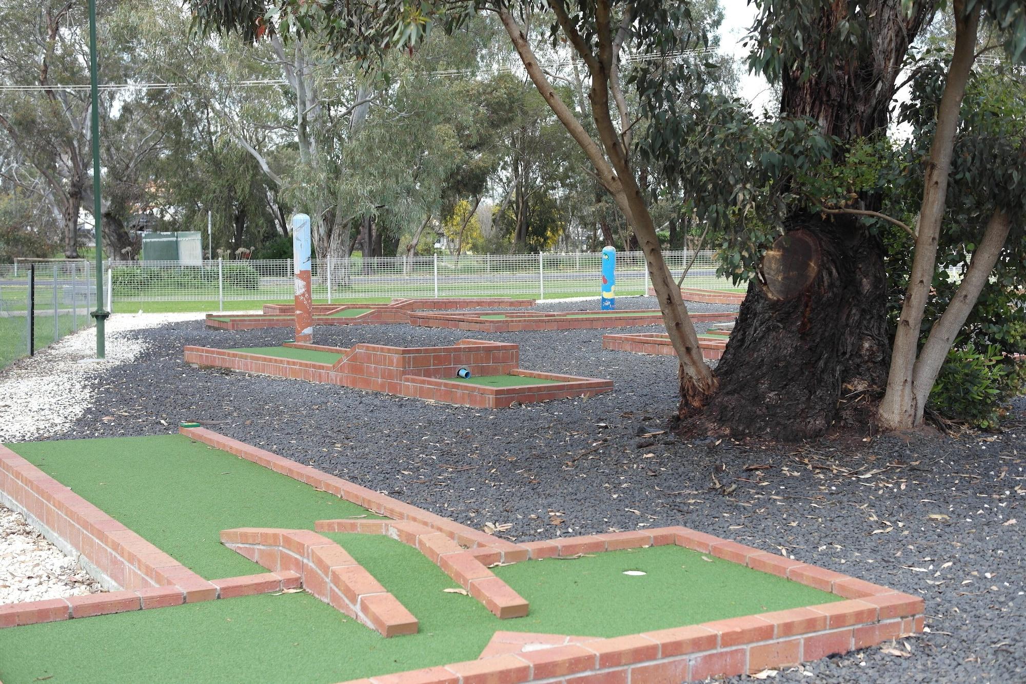 Campo de Golf Echo Holiday Parks - Naracoorte