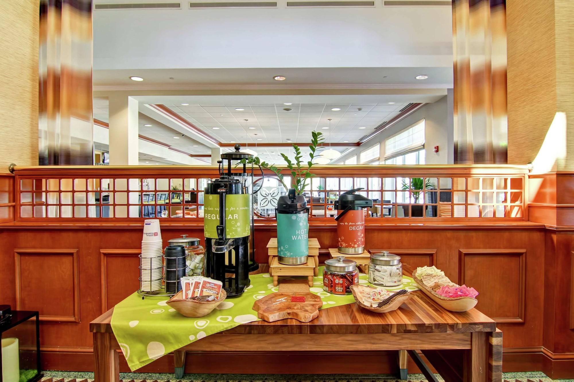 Vista Lobby Hilton Garden Inn Ottawa Airport