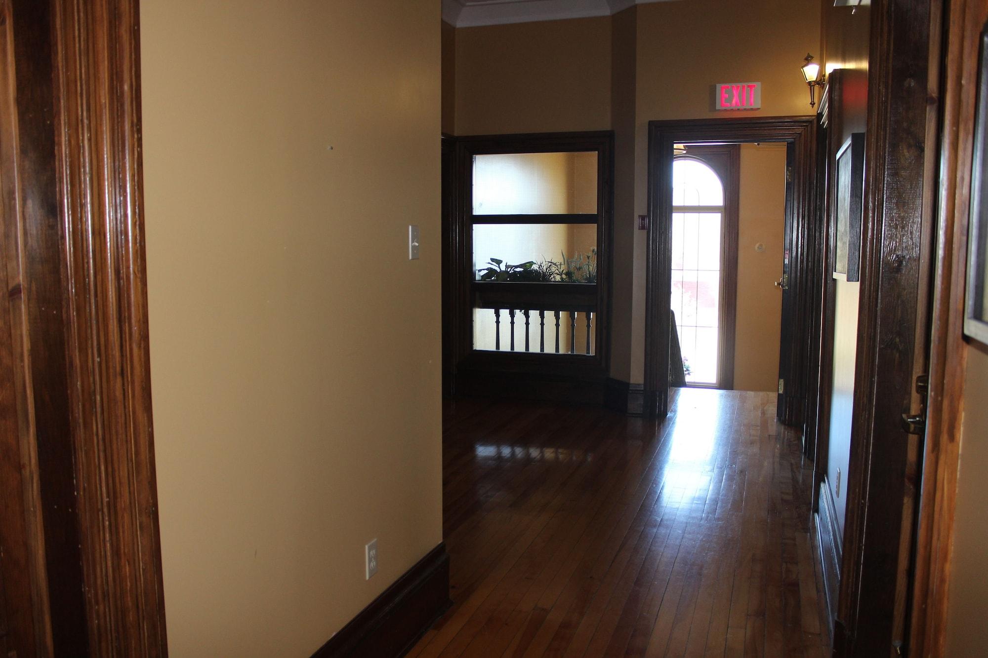 Comodidades del Alojamiento The Customs House Inn