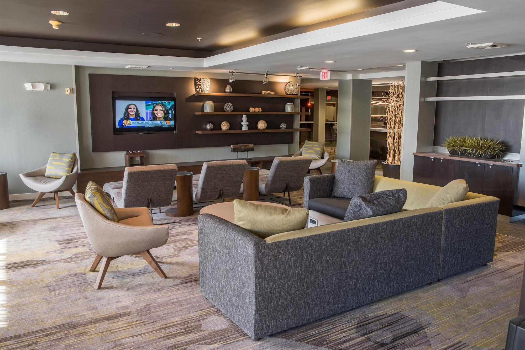 Vista Lobby Courtyard by Marriott Norwich