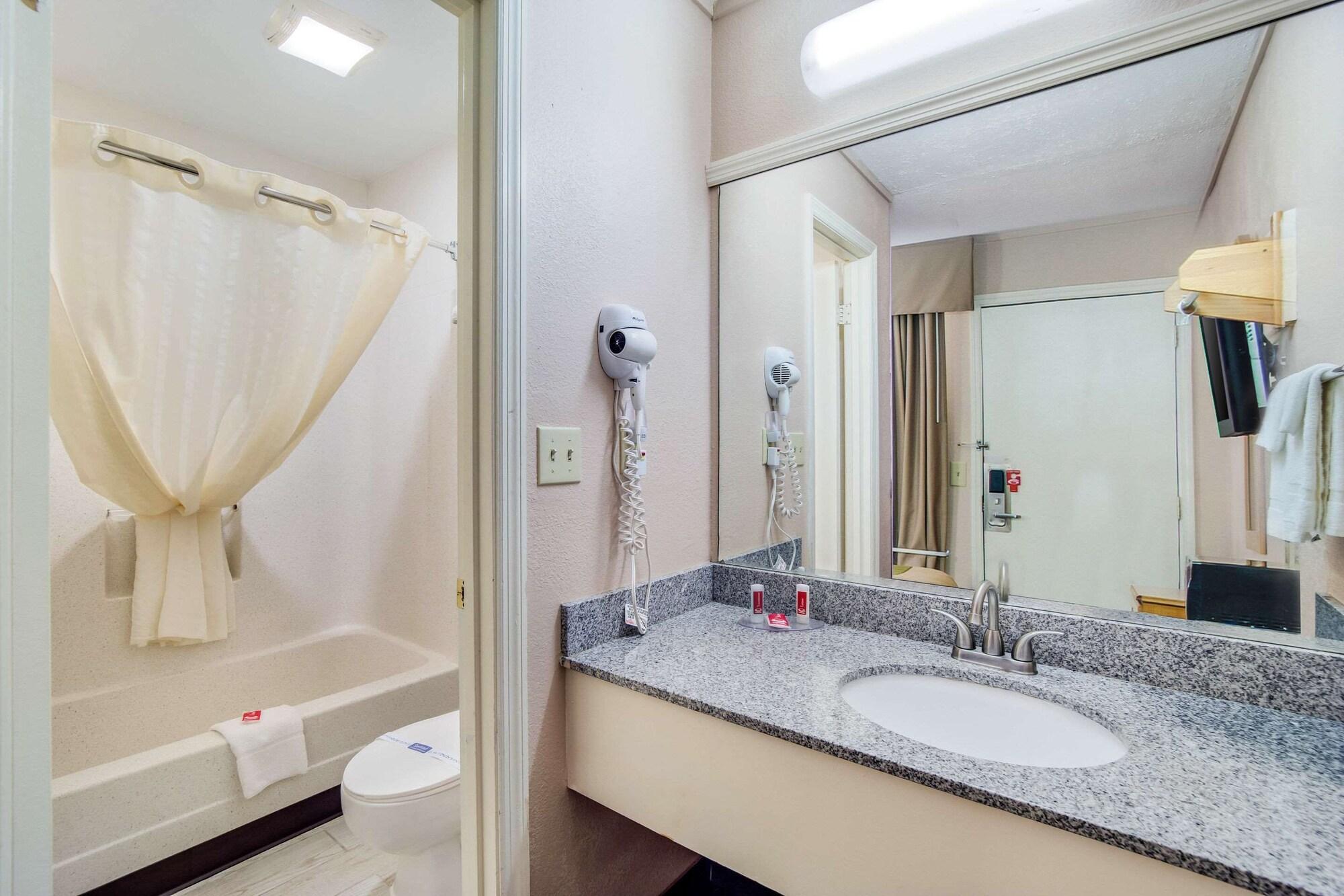 Equipamiento de Habitación Econo Lodge