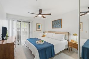 Alquiler Vacacional - 2-BD 2-BA condo in the fantastic Catalina Foothills, 2 pools & fitness Ctr gated