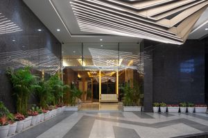 Alojamiento - Hometel Alambagh Lucknow