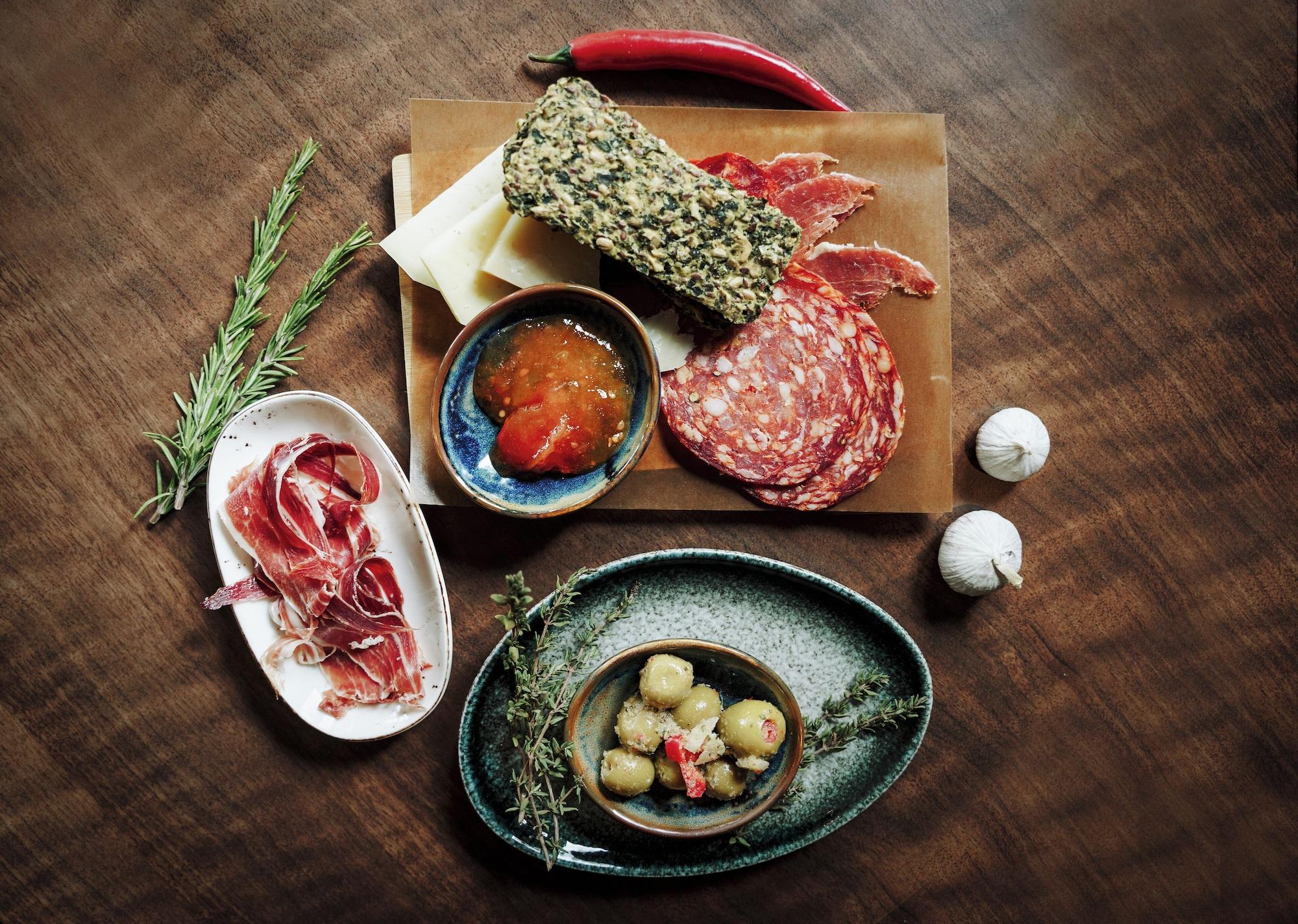 Restaurant Vann Spa Hotel and Conference