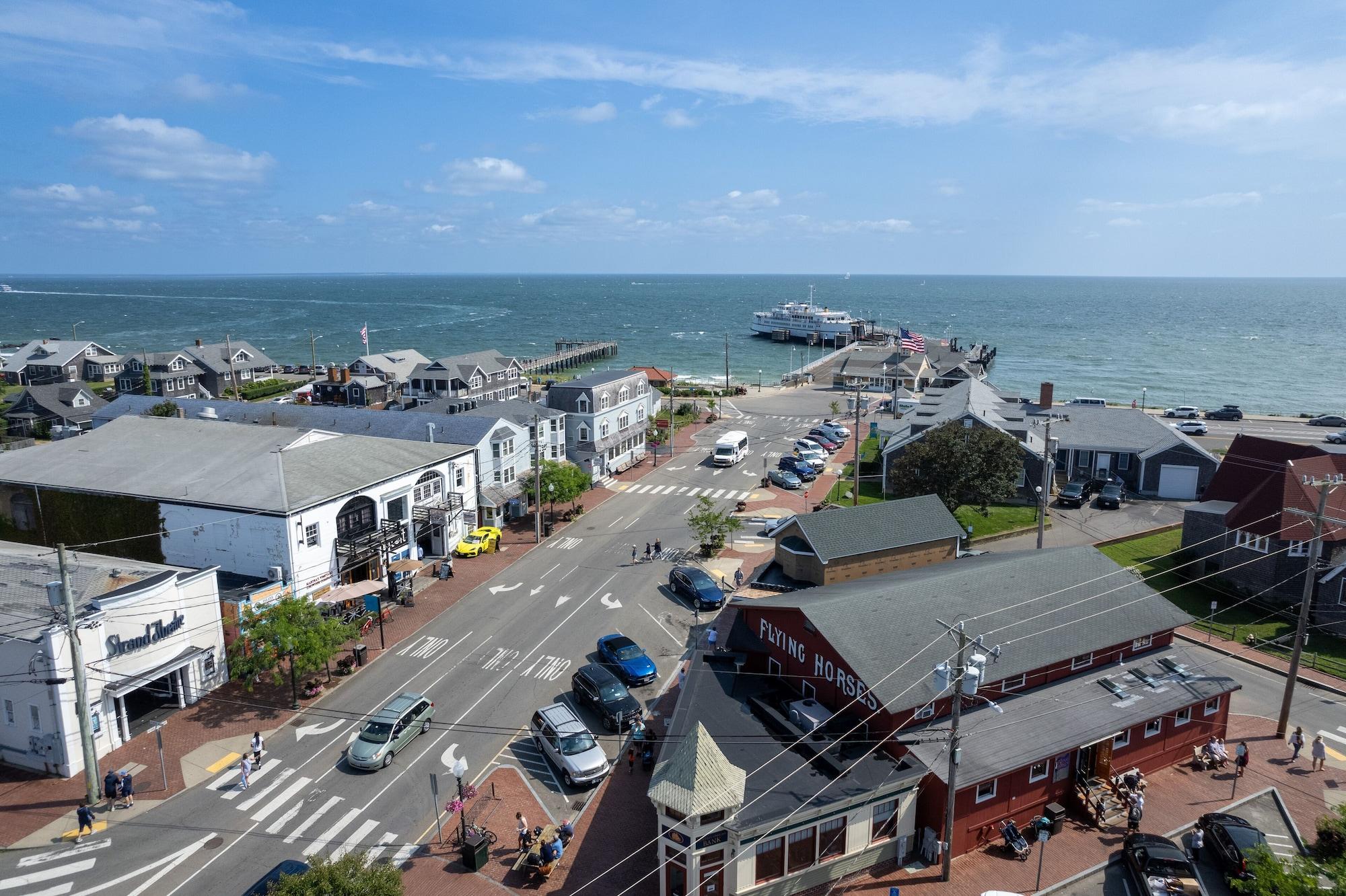 Vista Exterior MV Surfside Hotel
