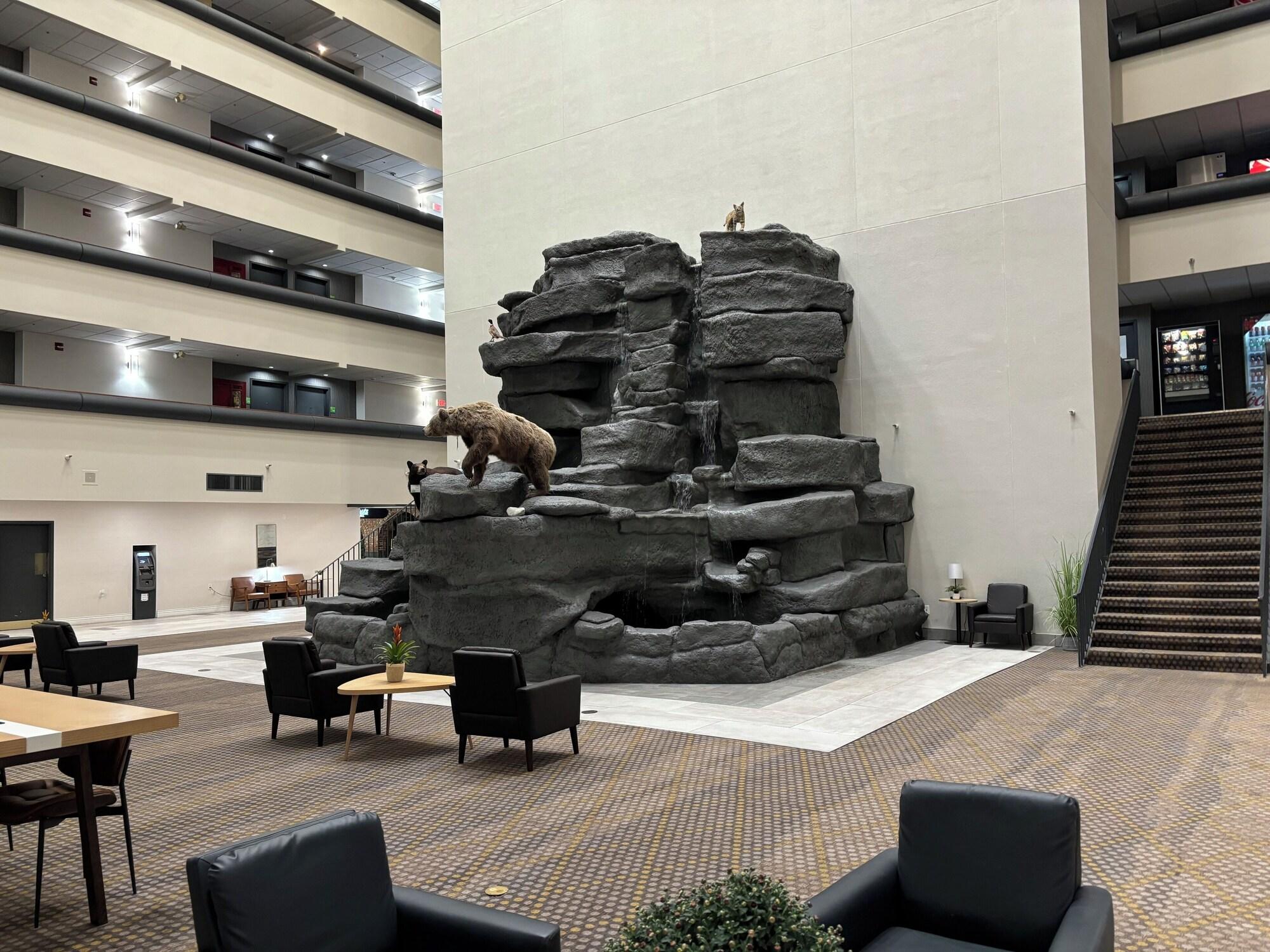 Vista Lobby Holiday Inn Great Falls- Convention Center by IHG
