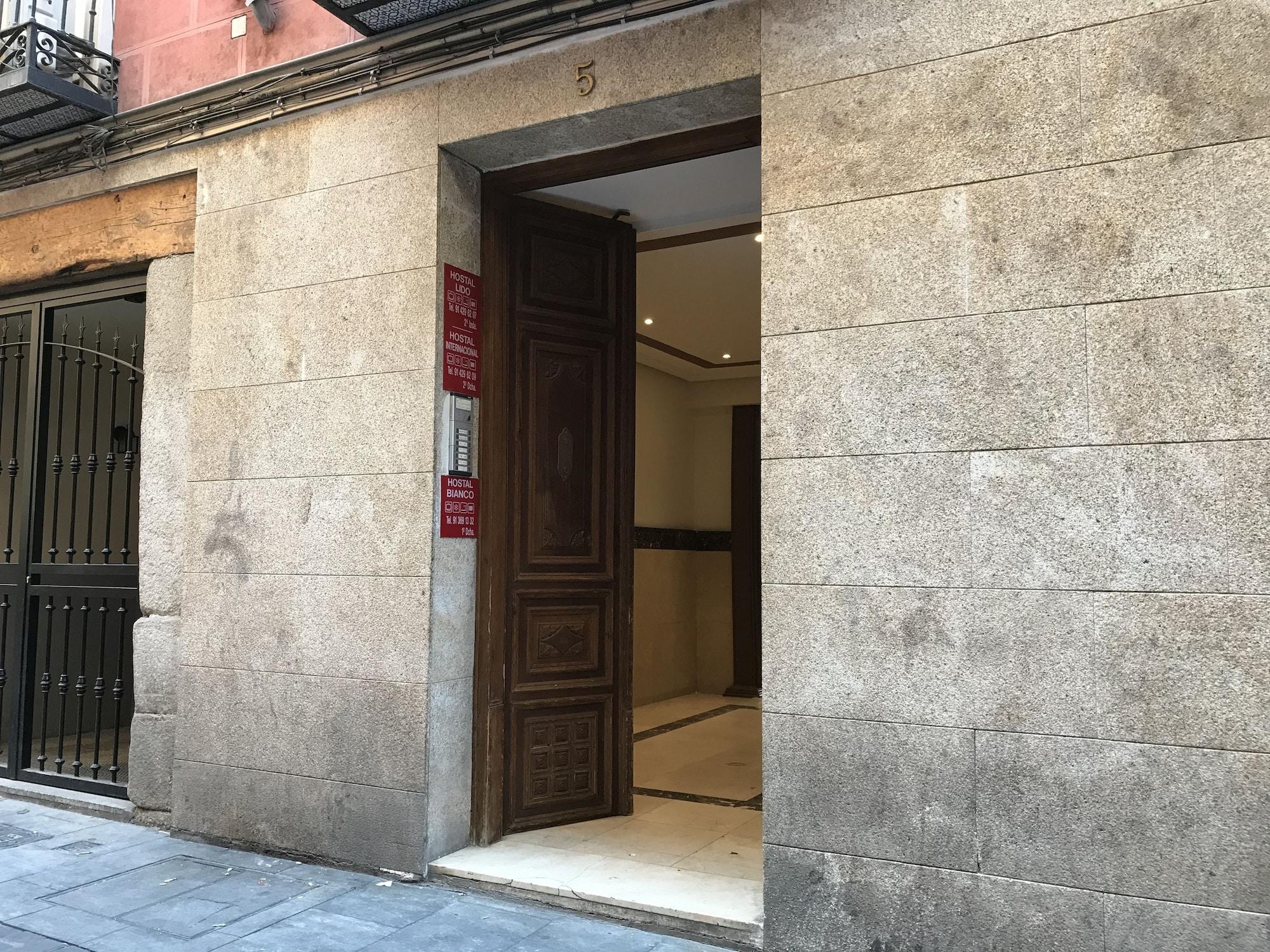 Vista Exterior Hostal Internacional