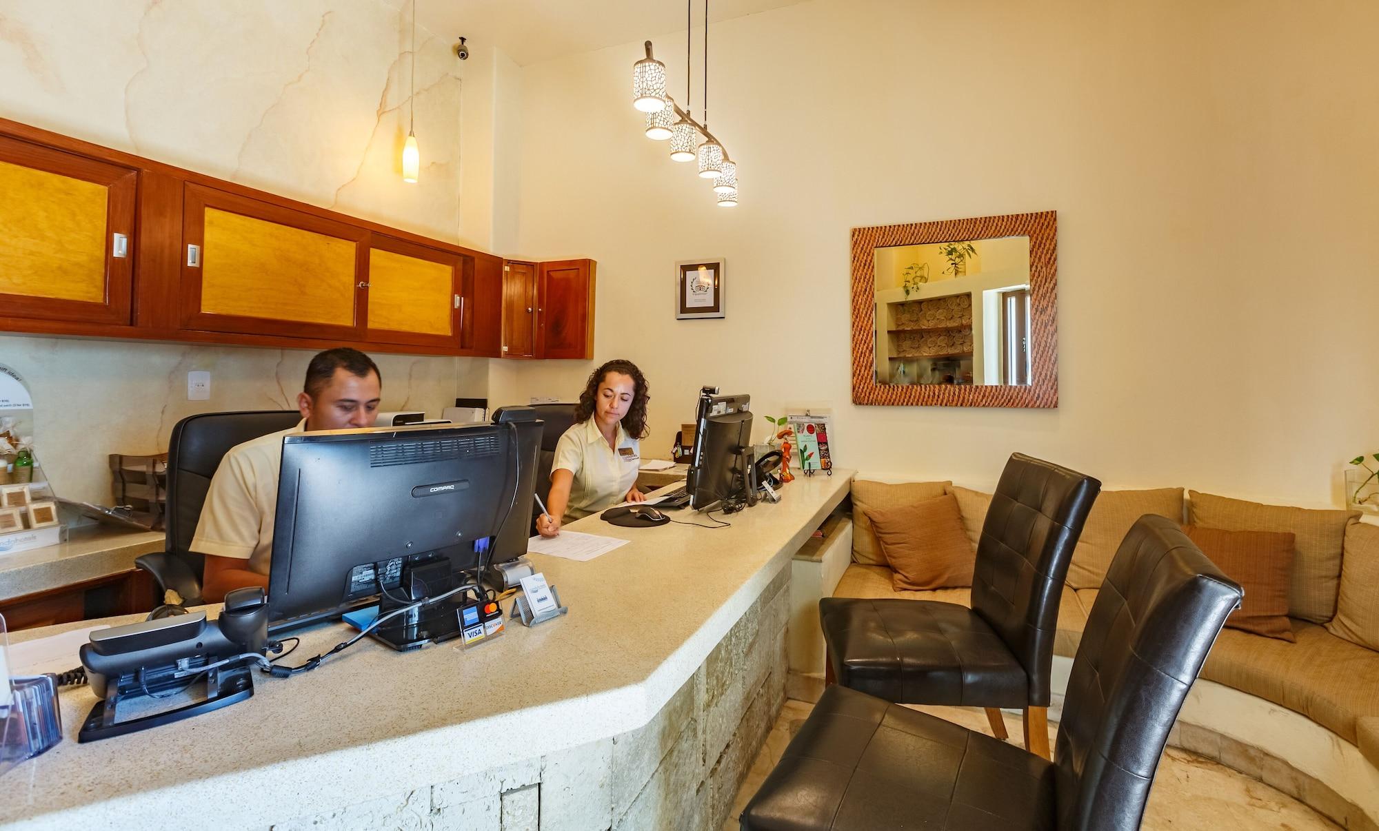 Vista Lobby Villas Sacbe Condo Hotel and Beach Club