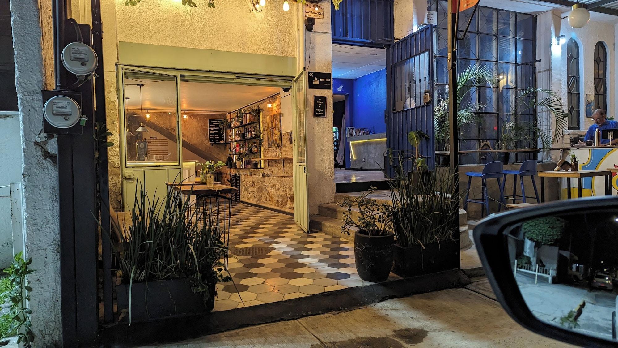 Vista Exterior Blue Pepper Chapultepec