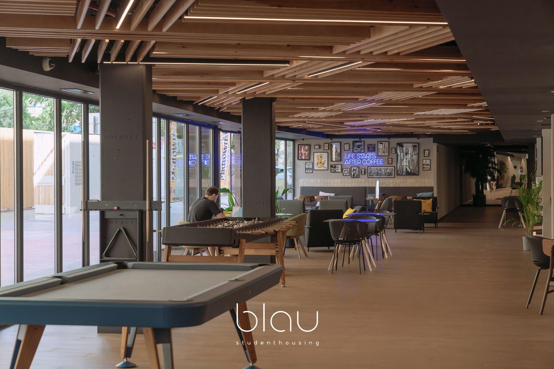 Restaurant BLAU Student Housing & Language Academy