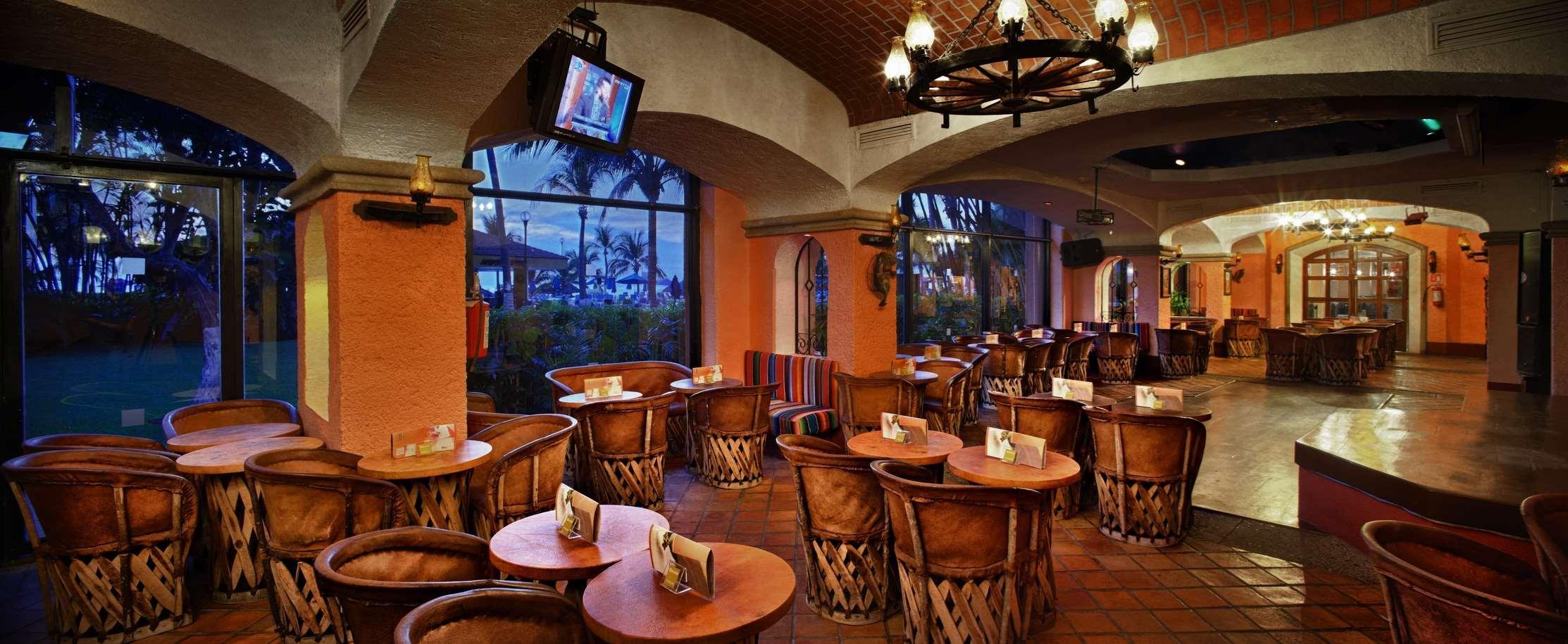 Bar/Salón Barceló Ixtapa
