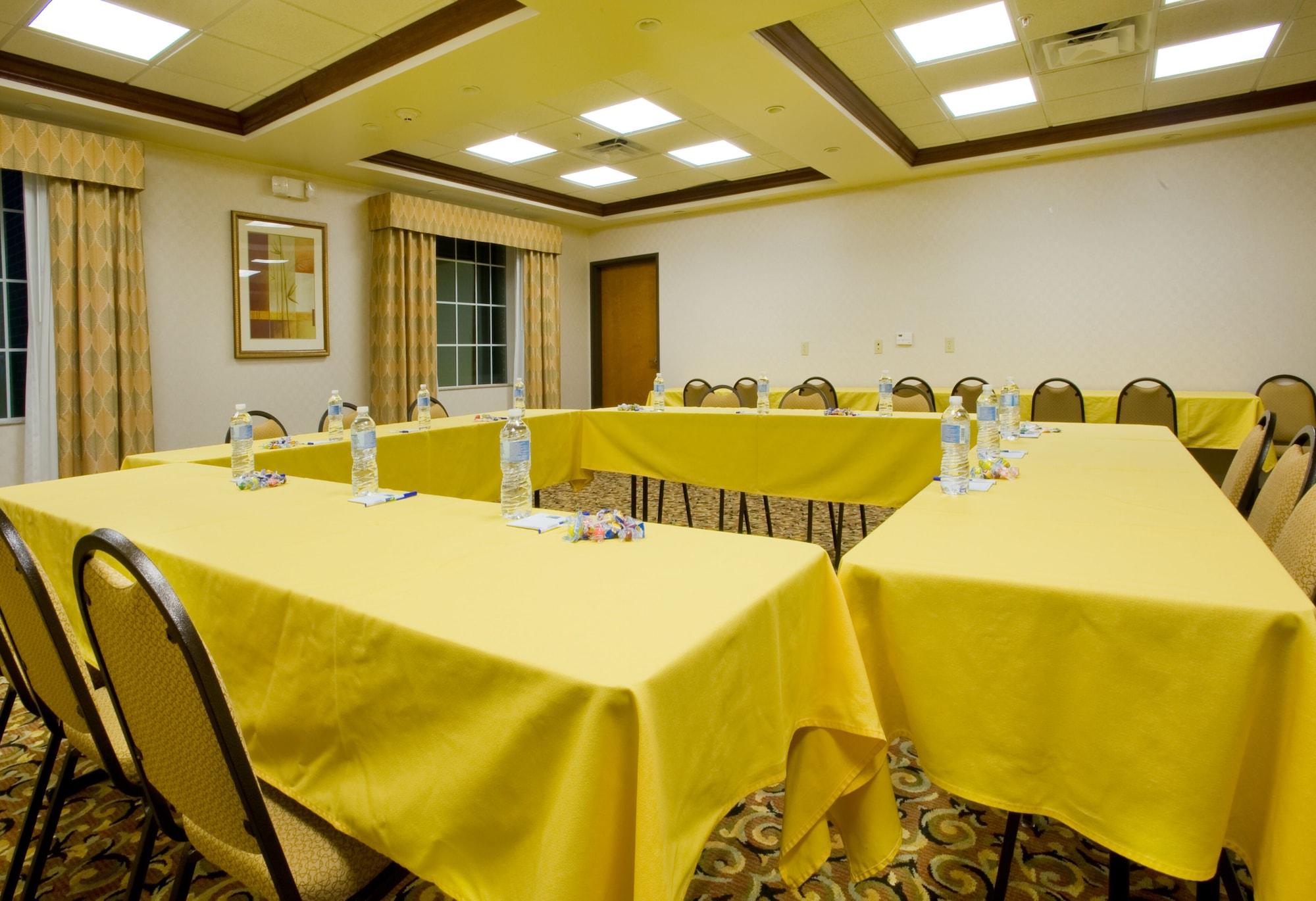 Sala de Reuniones Holiday Inn Express & Suites Levelland by IHG