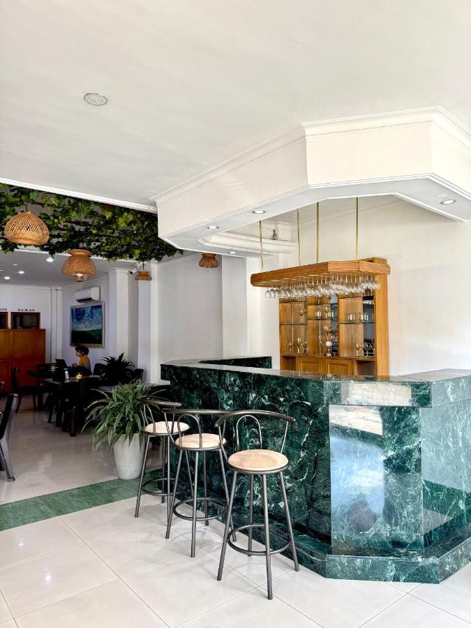 Bar/Salón Hotel Prince Plaza - Laureles