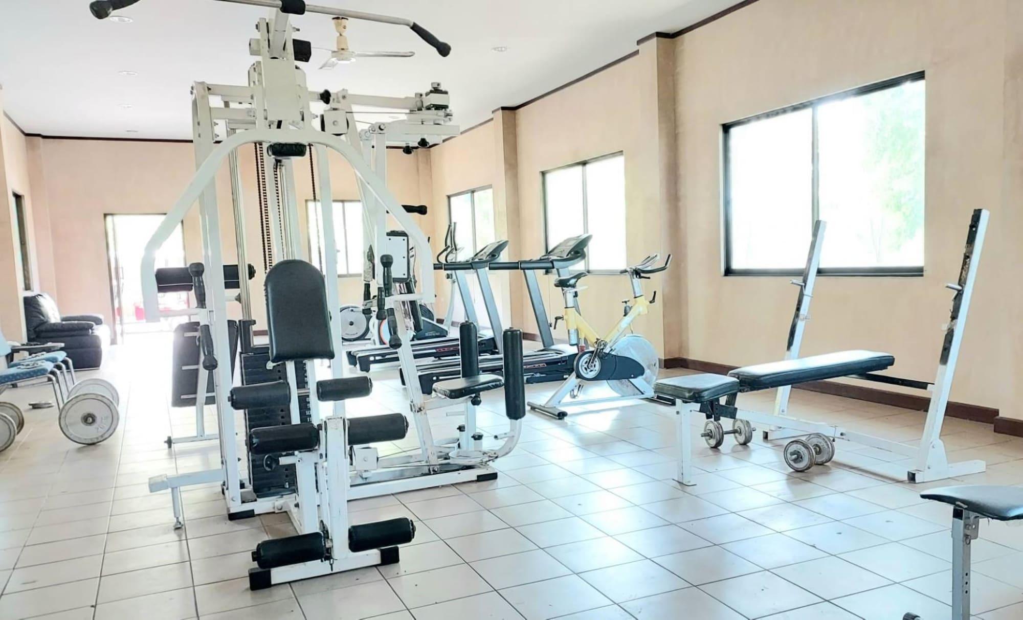 Gimnasio Botany Beach Resort Pattaya