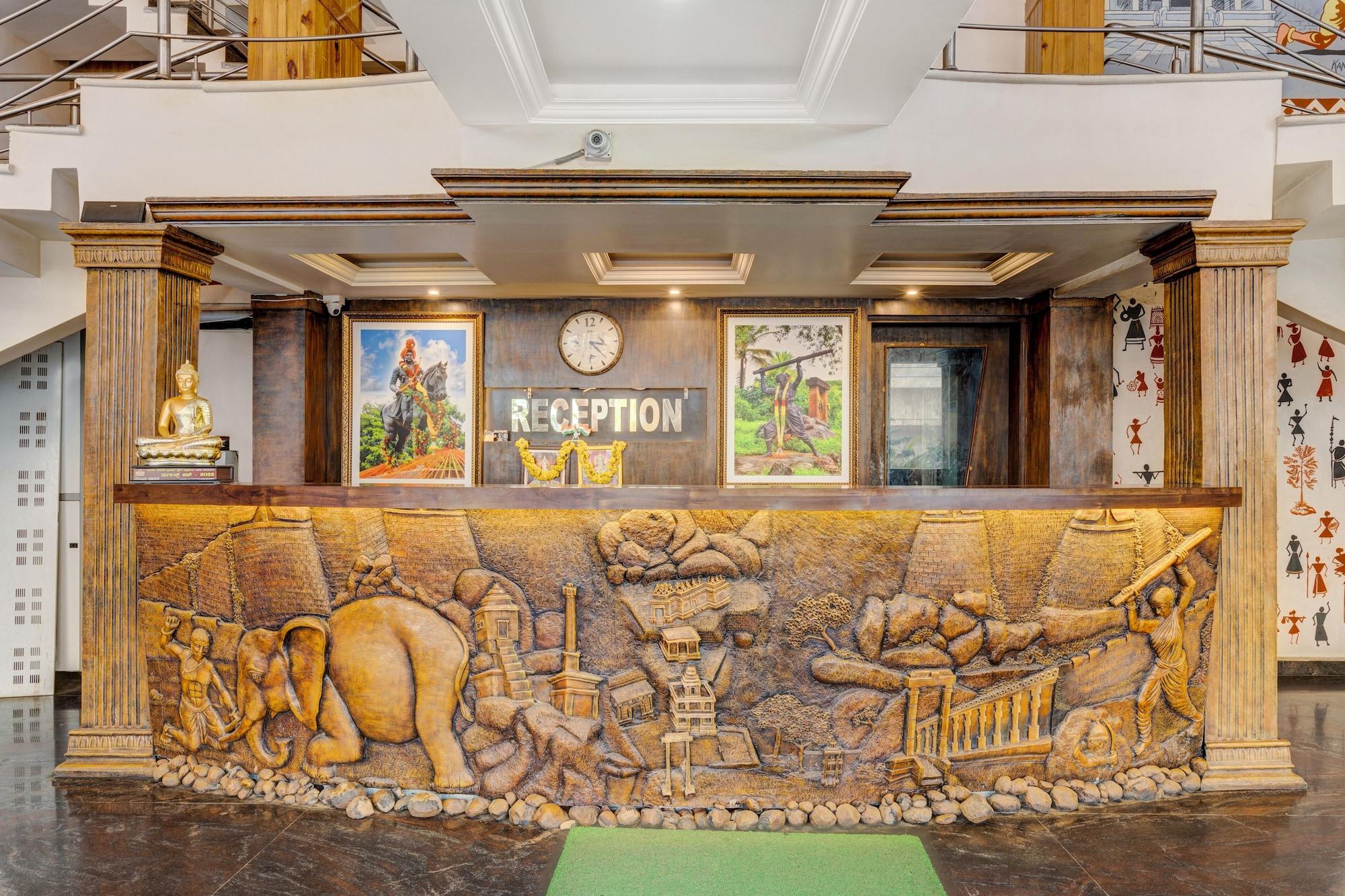 Vista Lobby IROOMZ Eco - HOTEL BIG BOSS