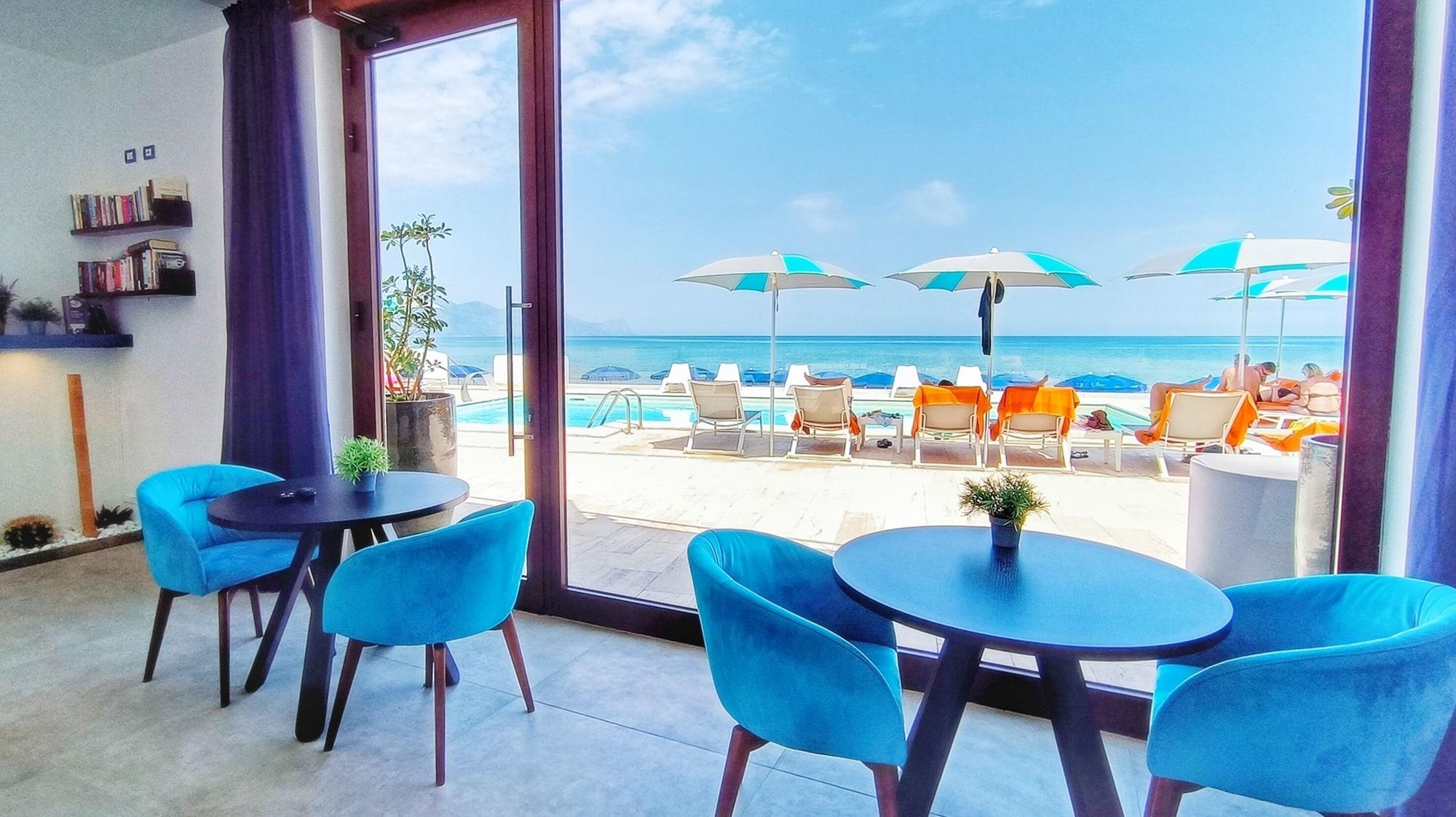 Vista Lobby Hotel La Battigia