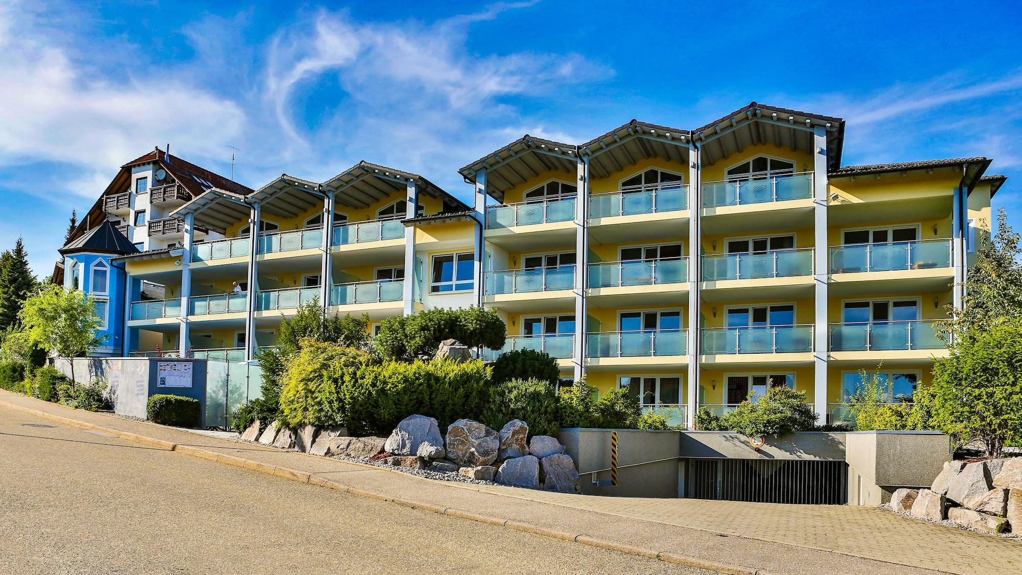 Vista Exterior Vital- und Wellnesshotel Albblick