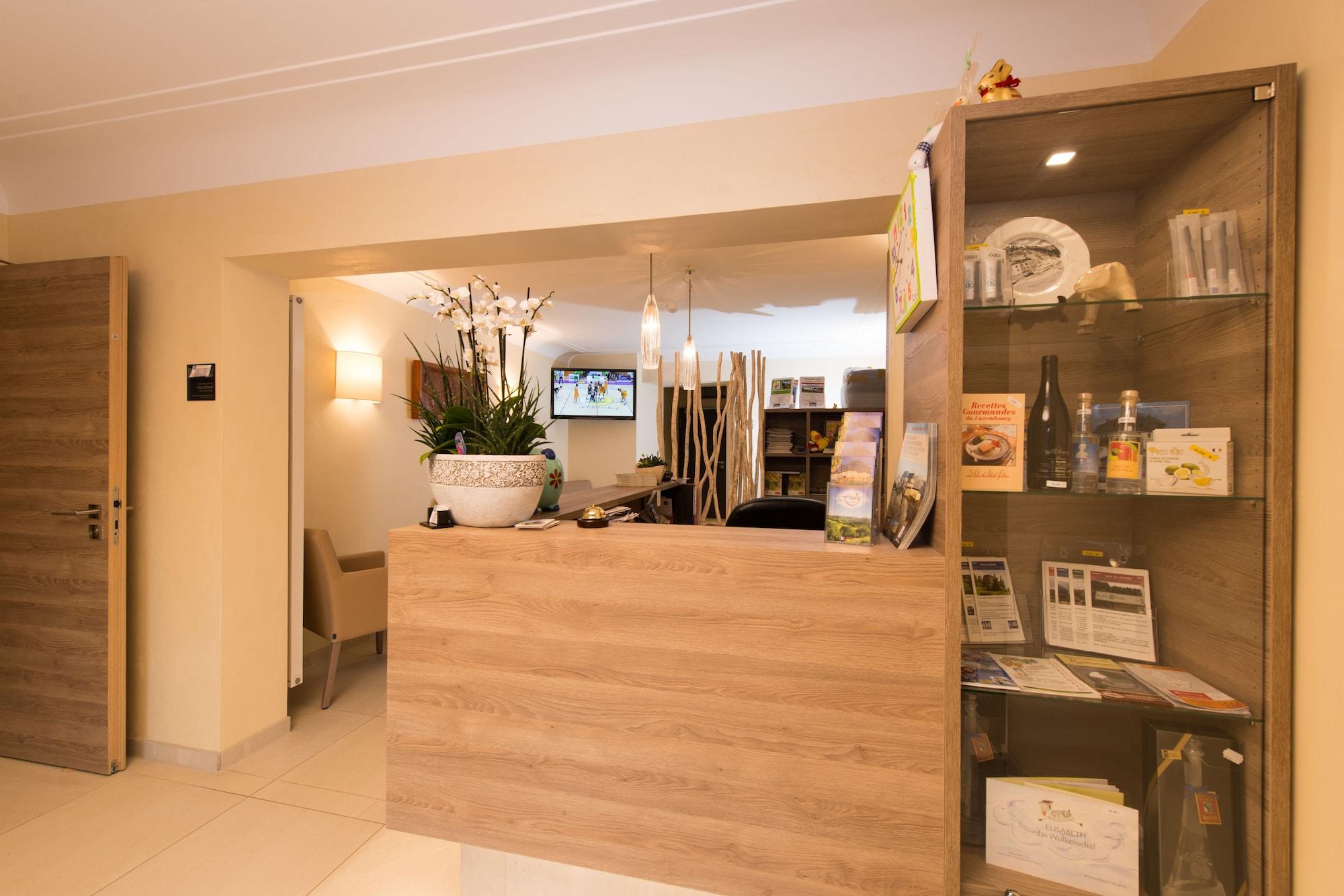 Vista Lobby Hotel St Fiacre
