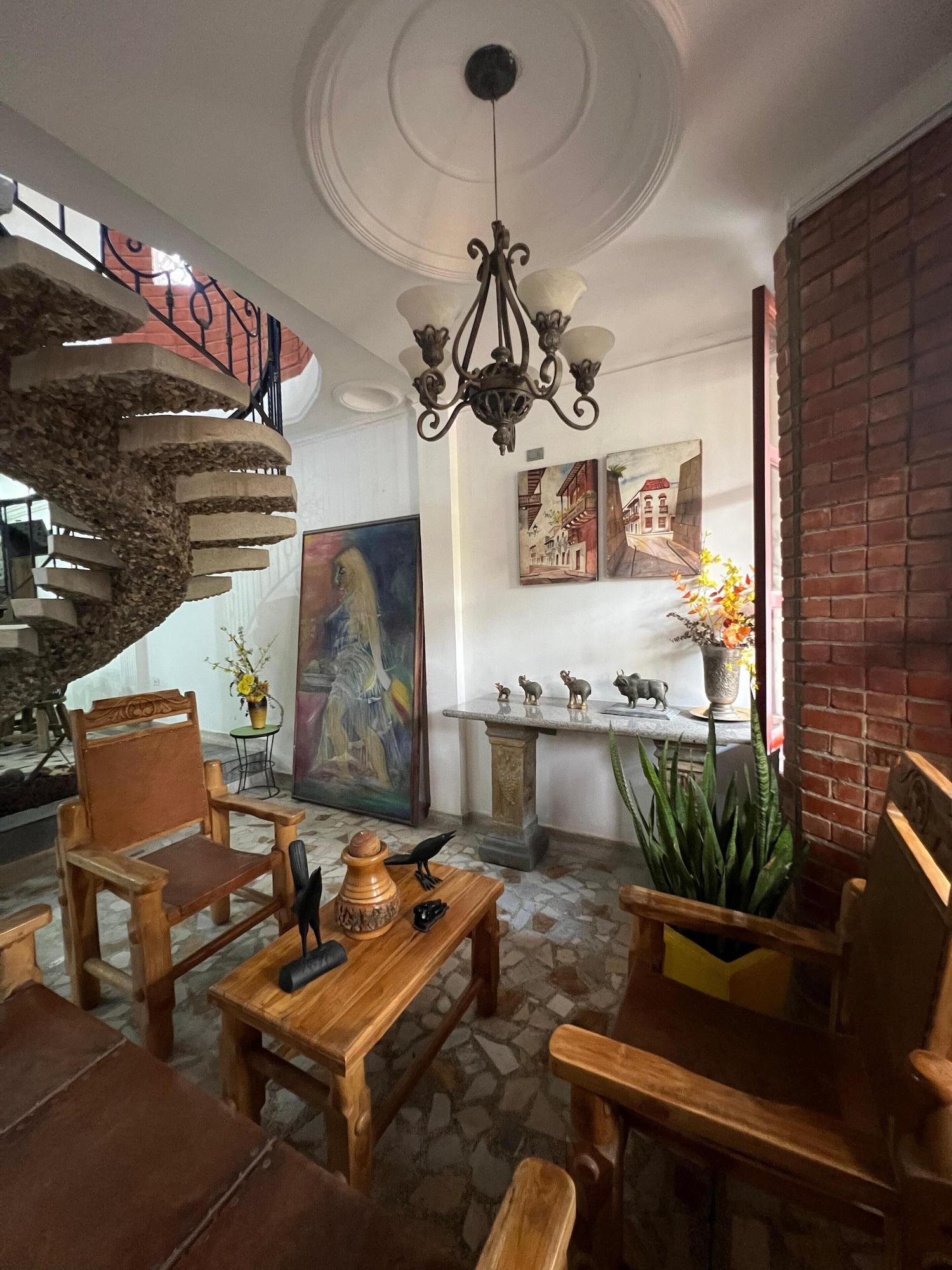 Vista Lobby Hostal tio poli
