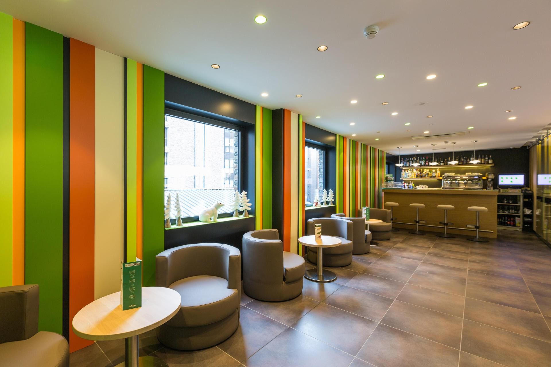 Bar/Salón Hotel Metropolis