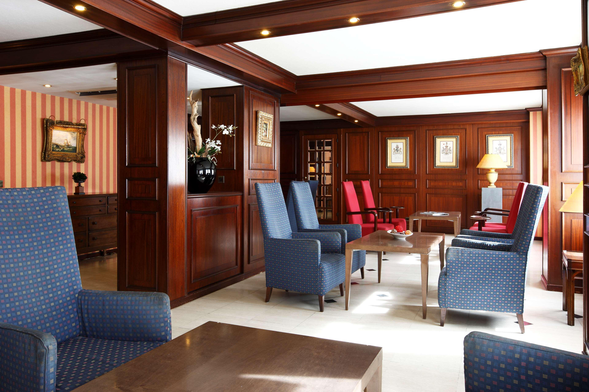 Bar/Salón NH Mechelen