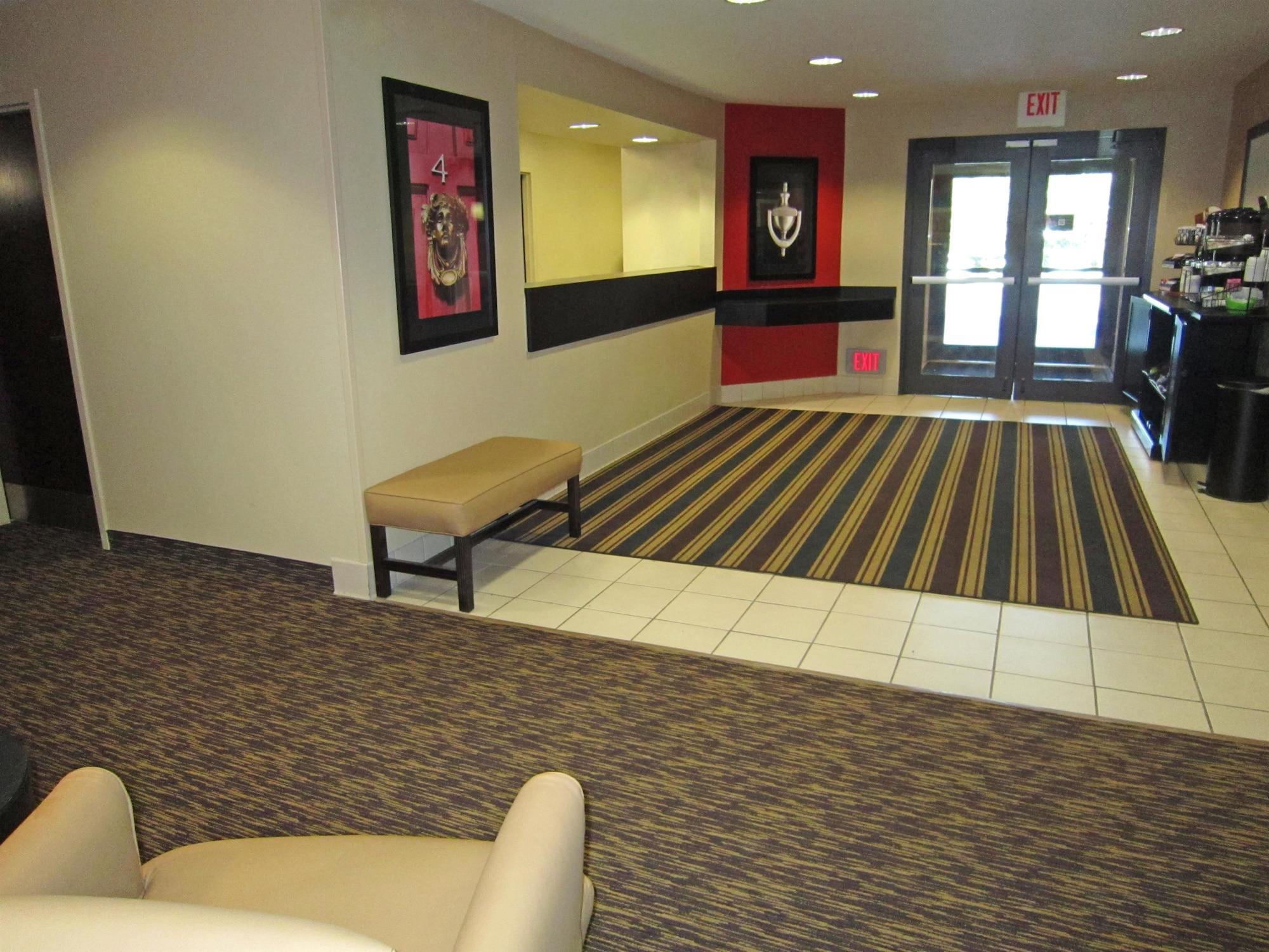 Vista Lobby Extended Stay America Suites St Petersburg Clearwater ExecDr