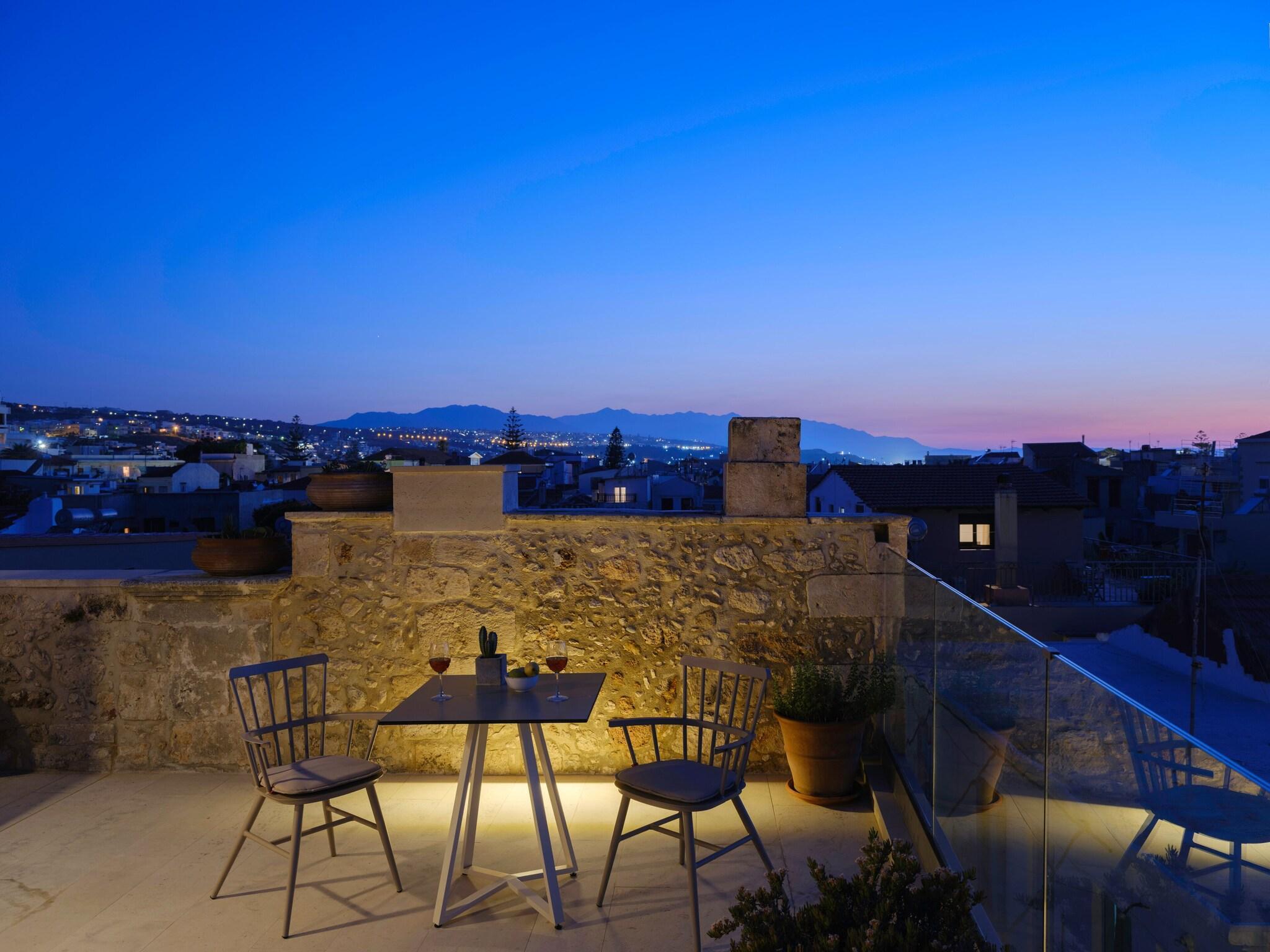 Varios Casa dei Delfini