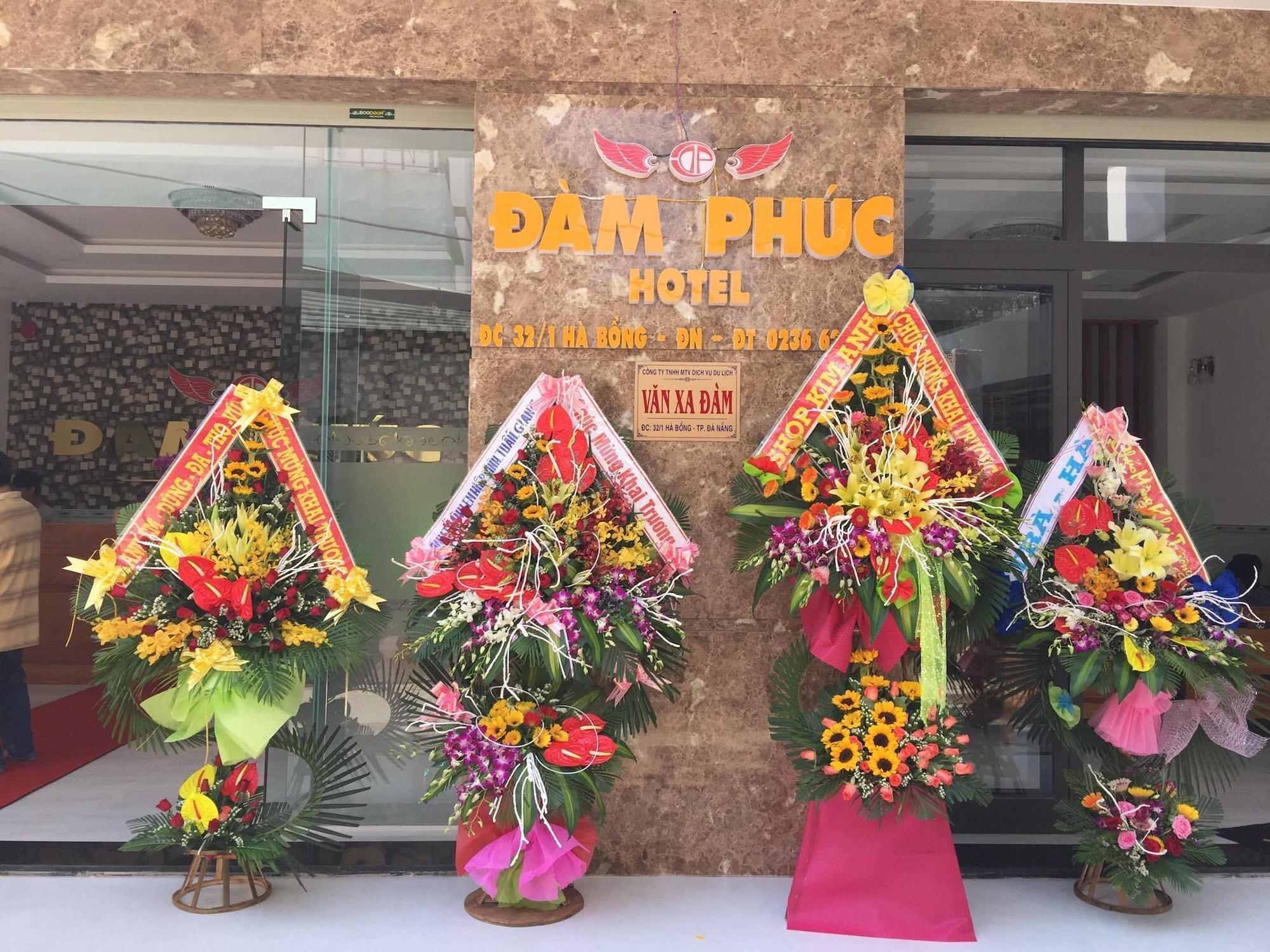 Vista Exterior Dam Phuc Hotel
