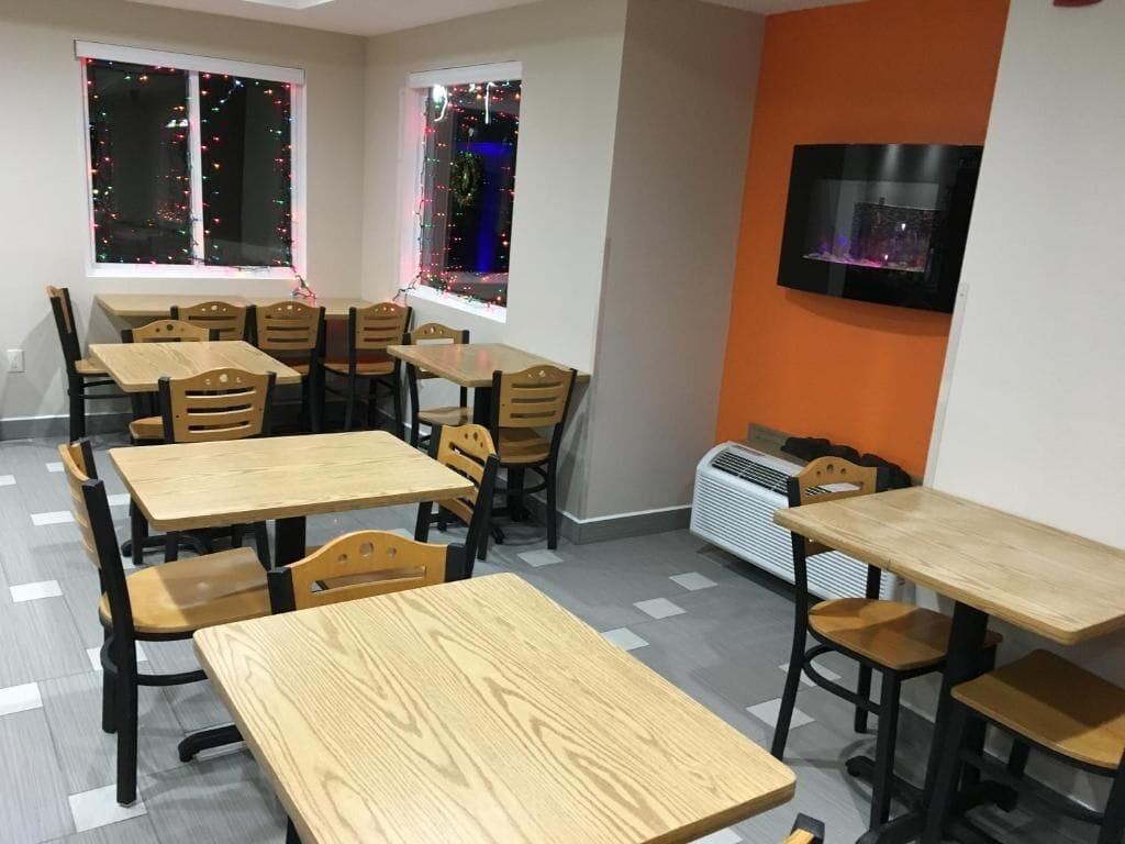 Sala de Reuniones Travel Inn & Suites