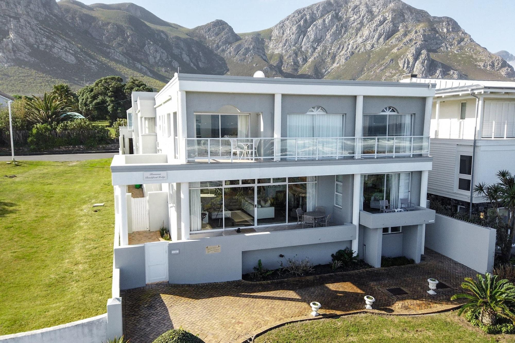 Vista Exterior Hermanus Beachfront Lodge